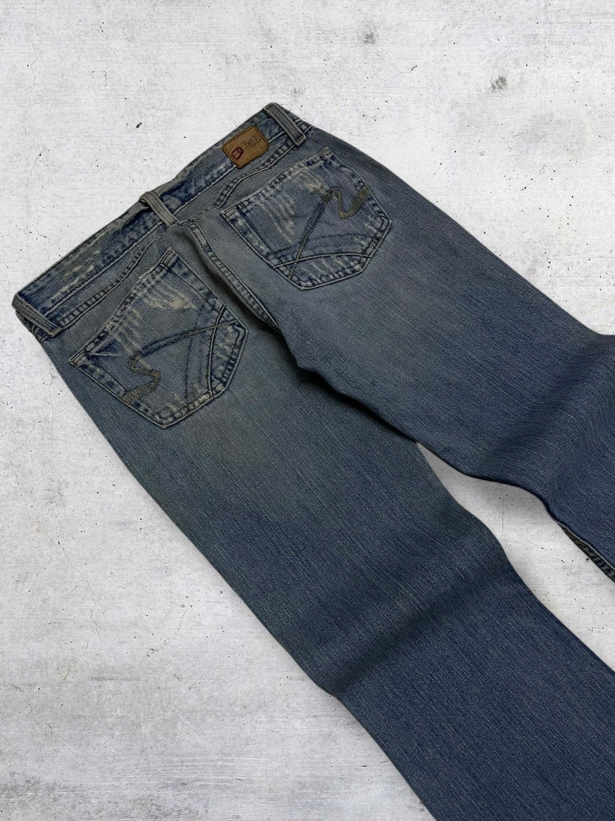 If Six Was Nine VINTAGE BIKE DENIM JAPAN DESIGNER DISTRESSED BLUE WASHED MUD Size US 29 - 12 Thumbnail