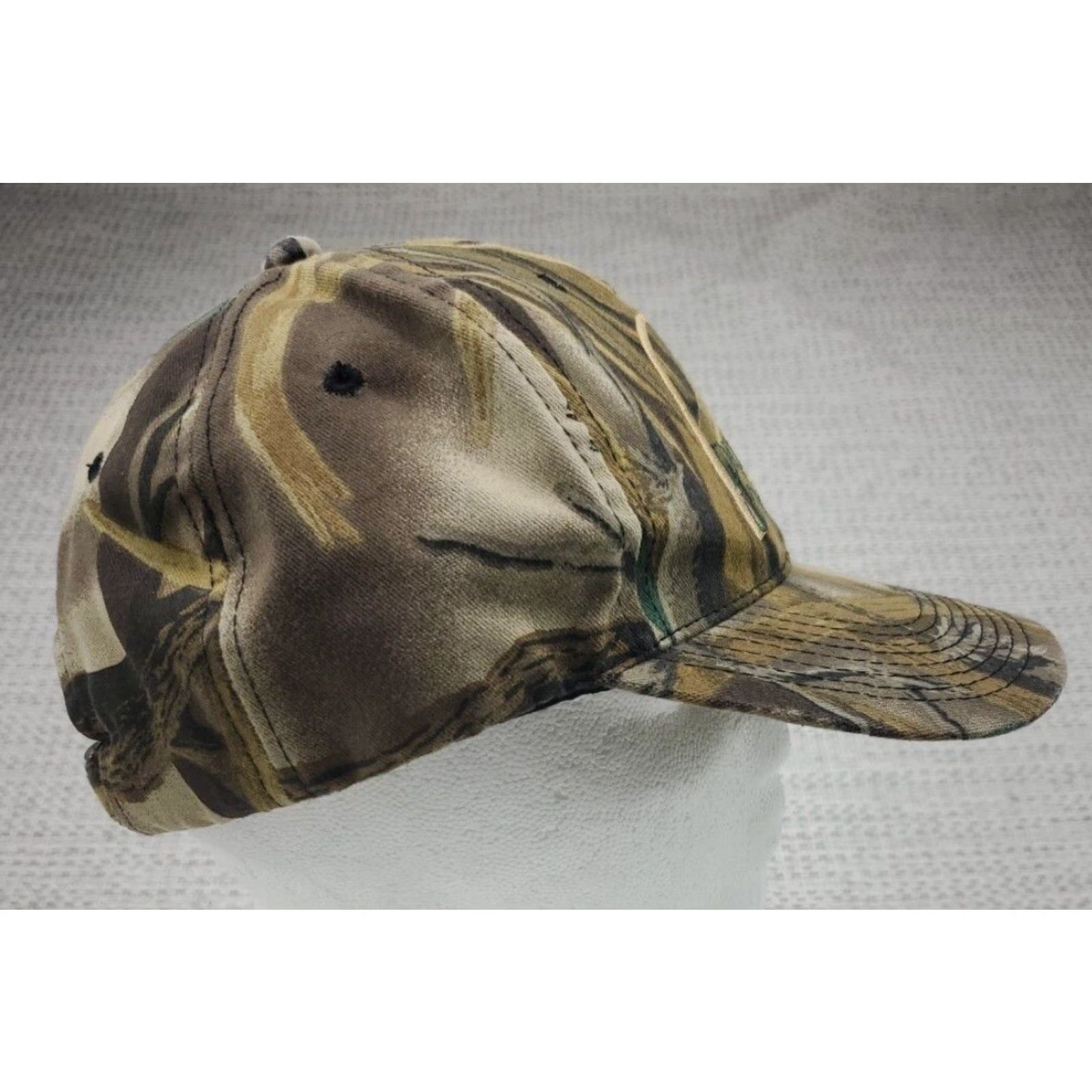 Vintage Ducks Unlimited Wetlands Camo Adjustable Strapback Hat Cap OSFM Mens Baseball Cap Camouflage Size ONE SIZE - 4 Thumbnail