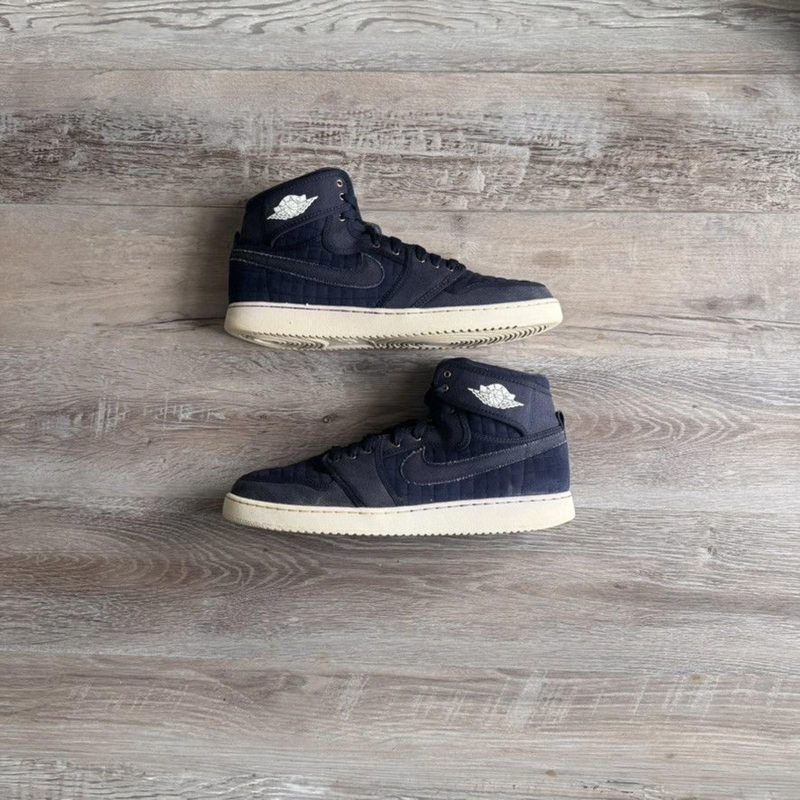 Nike NIKE • JORDAN 1 Retro "AJKO Blue Quilted" (13M) Size US 13 / EU 46 - 1 Thumbnail