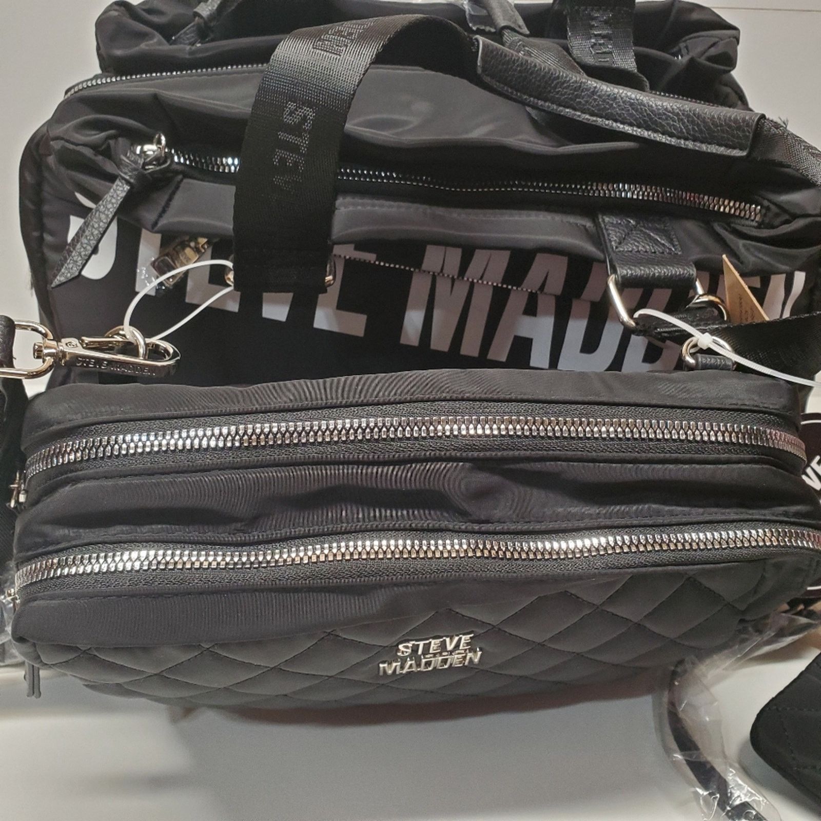 Steve Madden Steve madden Nylon Bsasha set comes with a matching cosmetic Size ONE SIZE - 9 Thumbnail