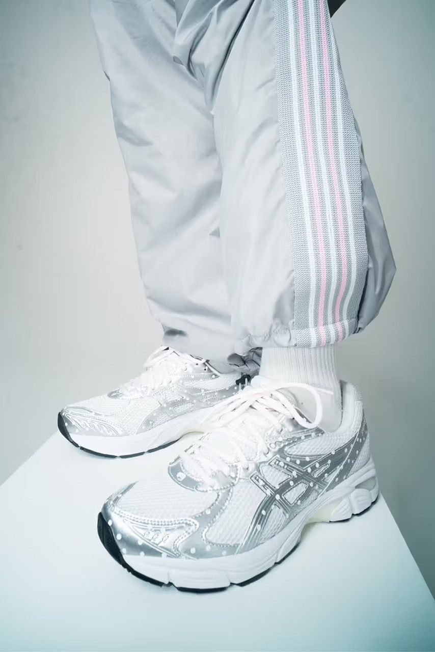 BEAMS x Papergirl x GT 2160 'Silver Polka Dots'