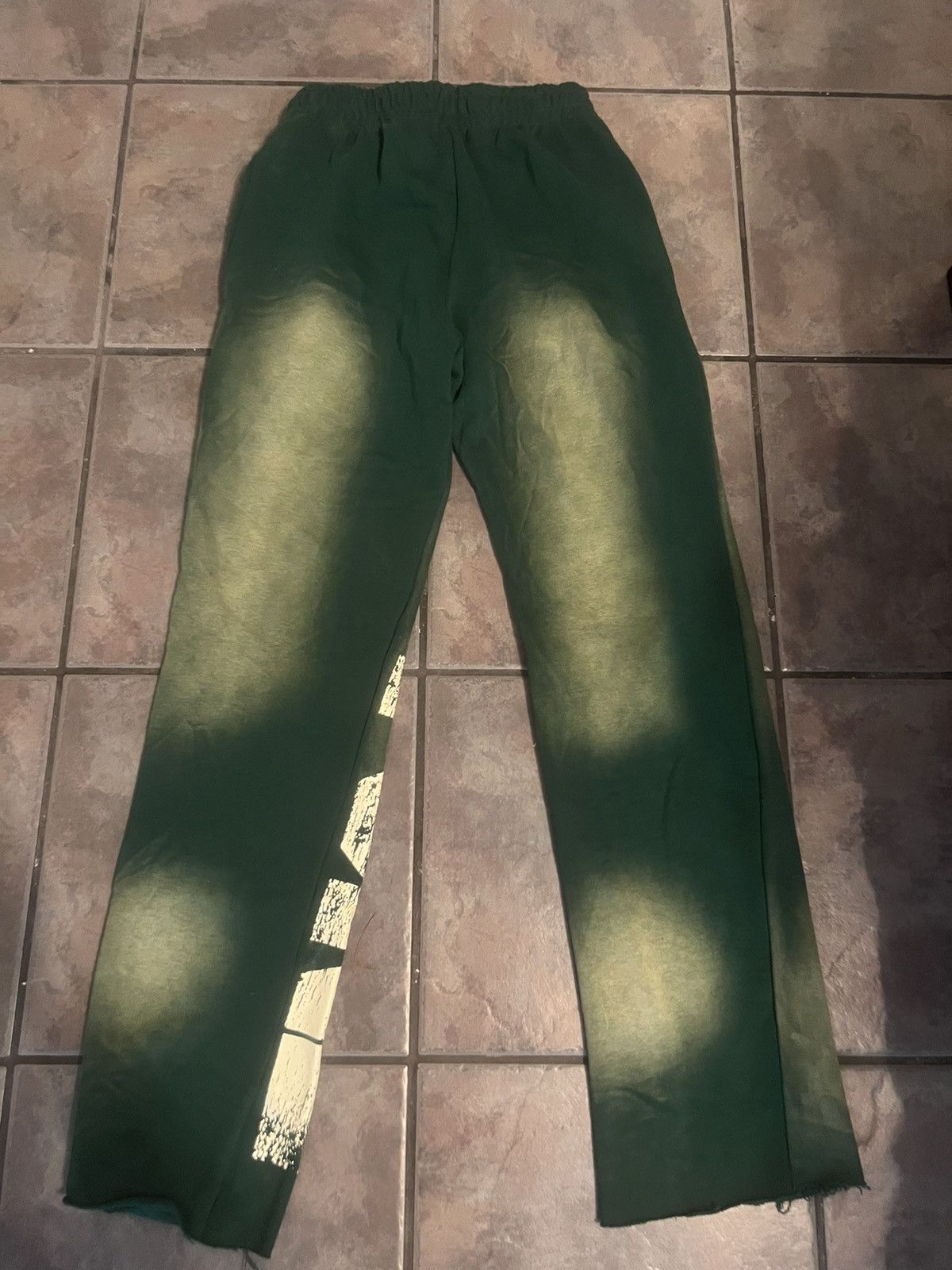 Hypebeast 1 of 1 Men’s Vol. 1 Sweatpants size small Size US 28 / EU 44 - 3 Thumbnail
