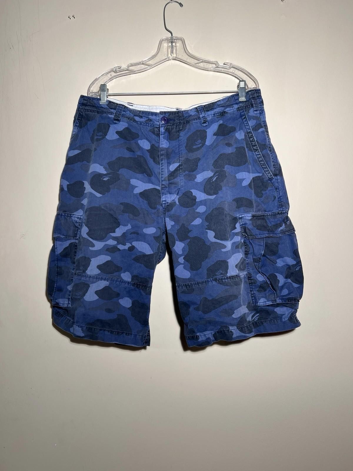 Bape A Bathing Ape BAPE Blue Camo Cargo Shorts L Size US 34 / EU 50 - 2 Thumbnail