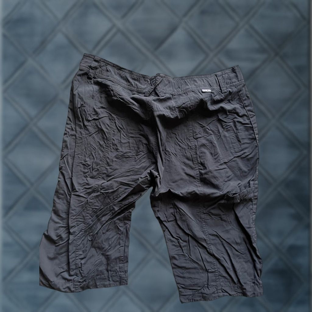 Patagonia Patagonia Pants Womens 6 Black Lightweight Outdoor Hiking Drawstring Capri Trail Shirt, Pants, or Hats? Size 28" / US 6 / IT 42 - 1 Thumbnail