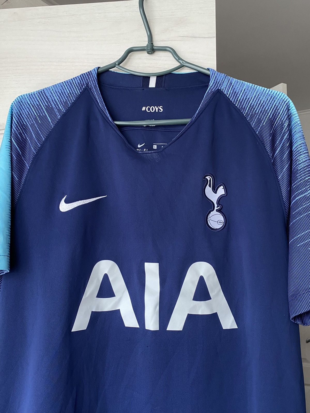 Nike Tottenham Nike Away Jersey Navy AIA Sponsor Size L Size US L / EU 52-54 / 3 - 2 Thumbnail
