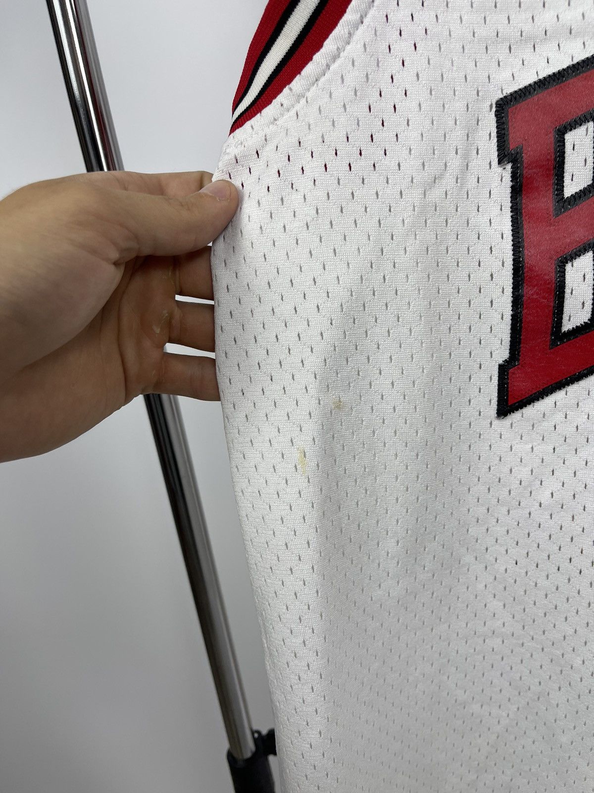 Adidas Authentic Vintage Adidas NBA Chicago Bulls Rodman #91 Size S Size US S / EU 44-46 / 1 - 6 Thumbnail