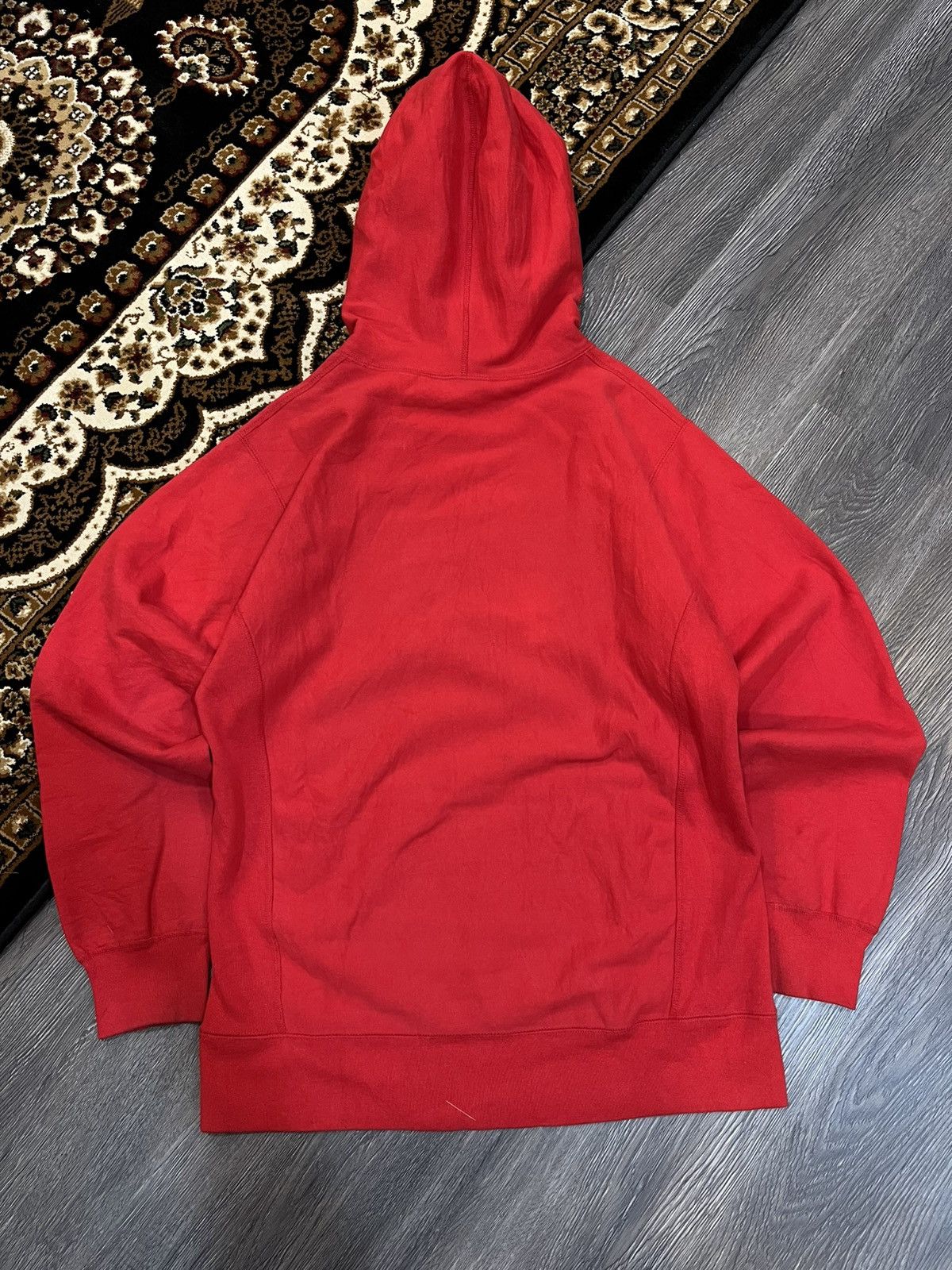 Supreme Supreme Embroidered Outline Hooded Sweatshirt Red Size US L / EU 52-54 / 3 - 10 Thumbnail