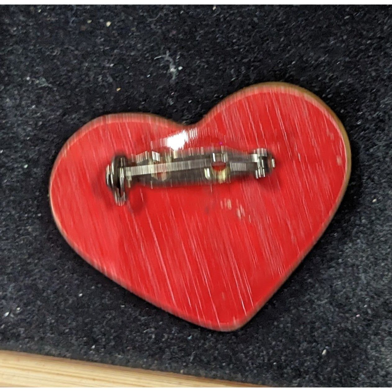 Other Vintage Rustic Wood-Look Floral Heart Brooch Size ONE SIZE - 5 Thumbnail
