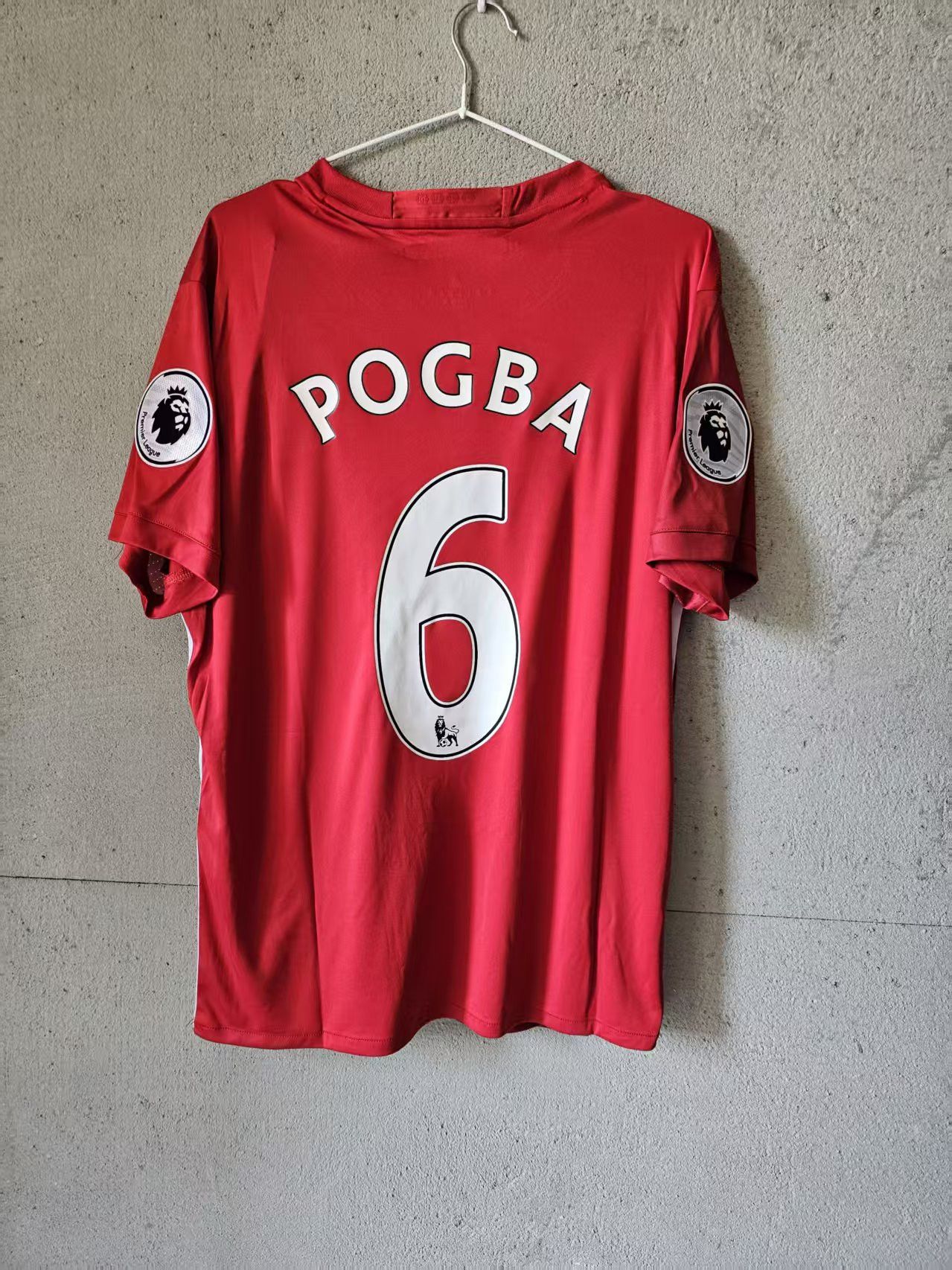 Other 2017 2018 MUFC #6 Paul Pogba Jersey Size US S / EU 44-46 / 1 - 1 Thumbnail