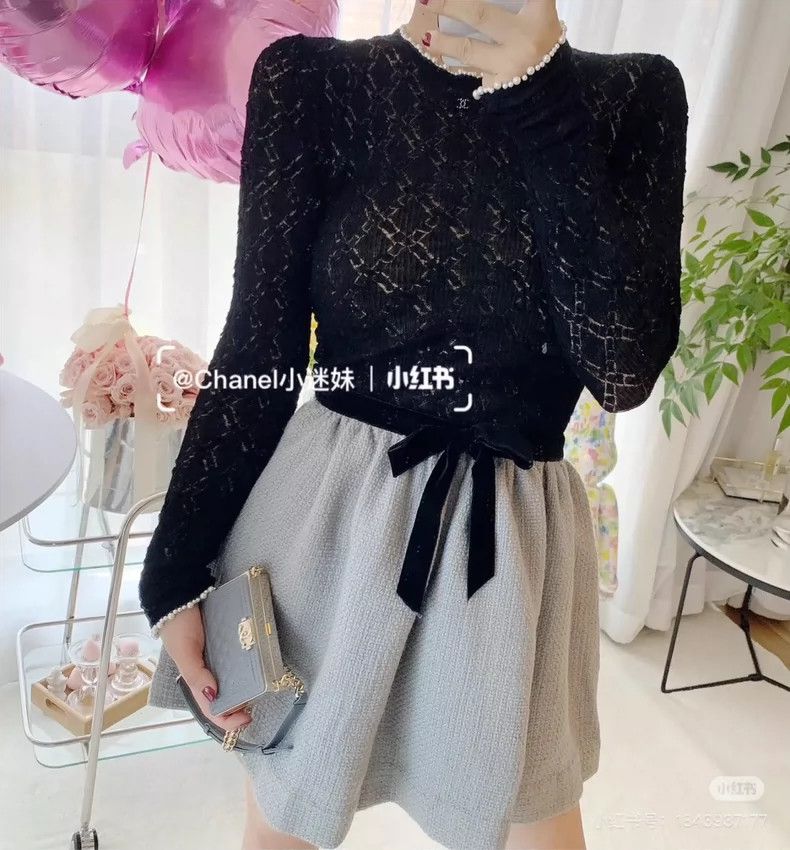 Chanel Chanel Lake blue velvet fluffy skirt 2504-Nextarrow Size 25" / US 0 / IT 36 - 6 Thumbnail