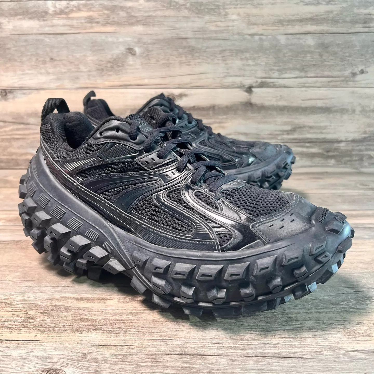 Balenciaga Balenciaga Defender Black 42 98 New Size US 9 / EU 42 - 2 Thumbnail