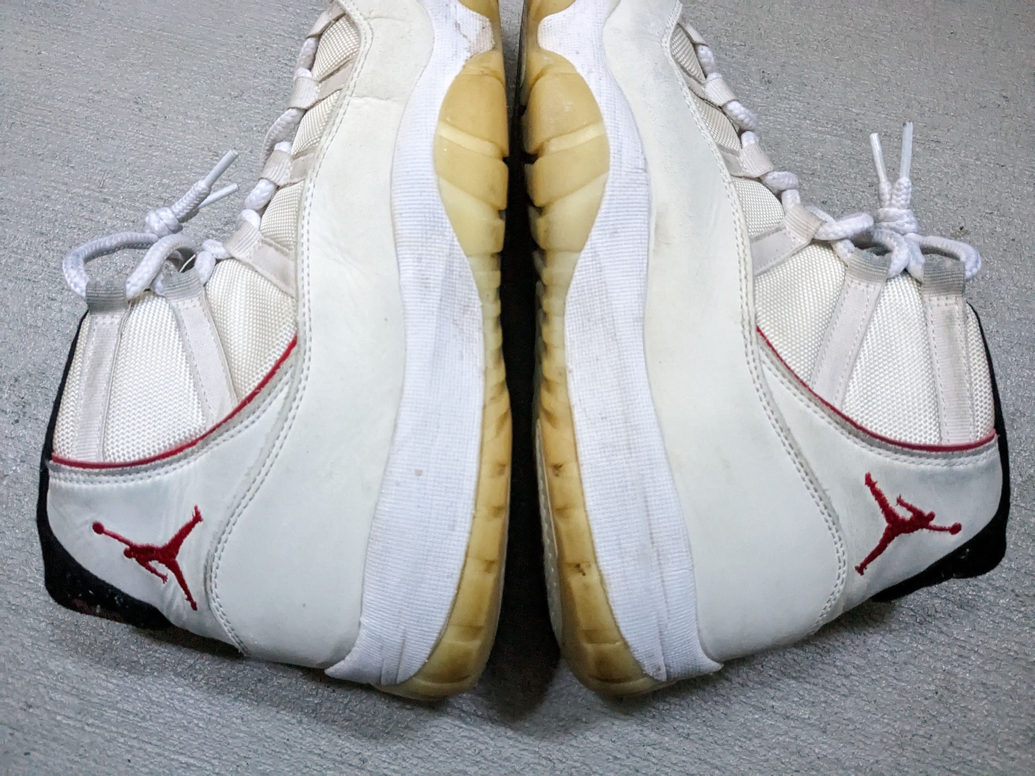 Jordan Brand Nike Air Jordan 11 Platinum Tint Size 11.5 White 378037-016 Size US 11.5 / EU 44-45 - 8 Thumbnail