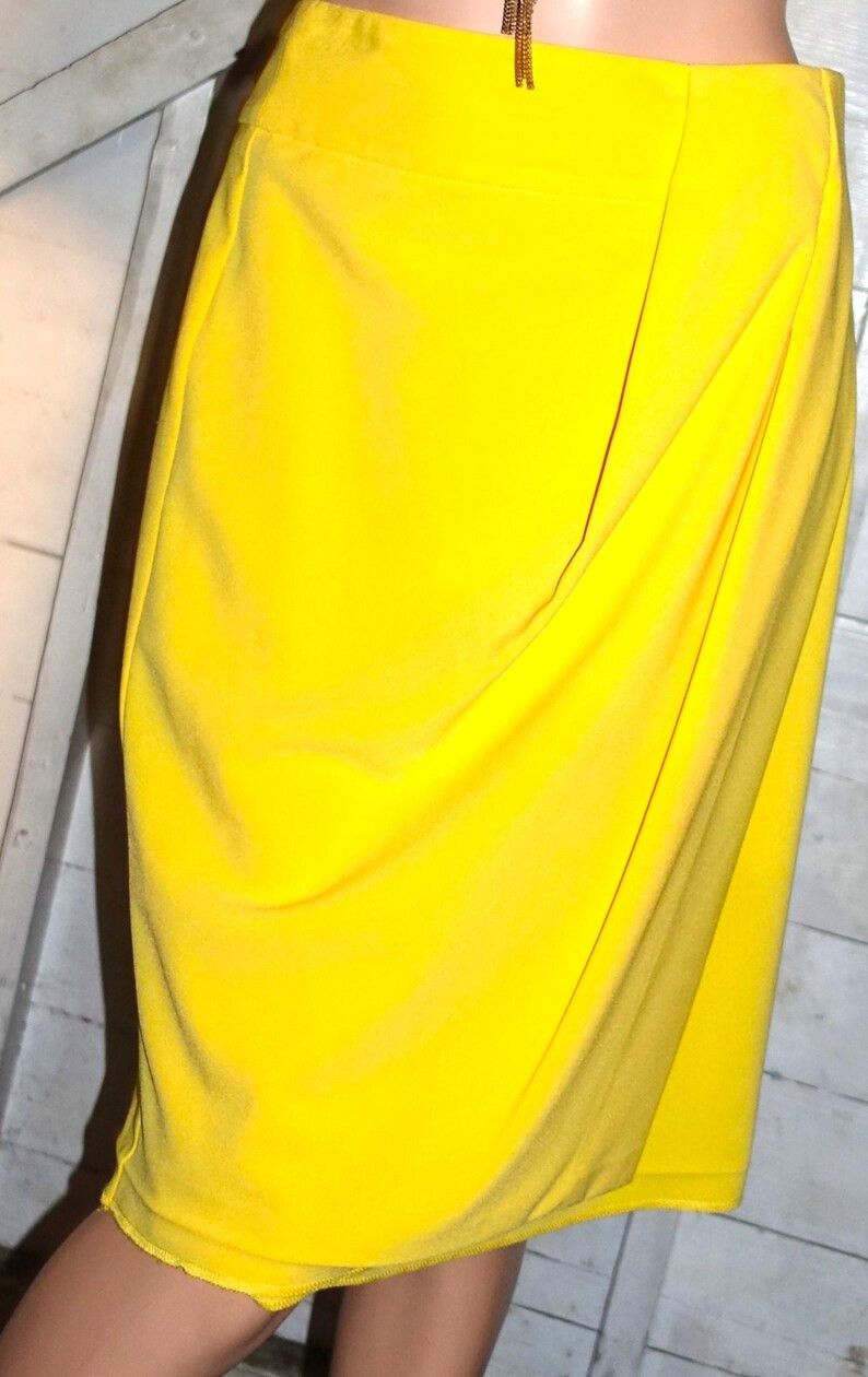 United Colors Of Benetton Stile Benetton Yellow Faux Wrap Skirt M Size 28" / US 6 / IT 42 - 2 Thumbnail