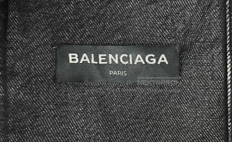 Balenciaga Balenciaga Black Washed Distressed Collar Ripped Back Embr Size US M / EU 48-50 / 2 - 4 Thumbnail