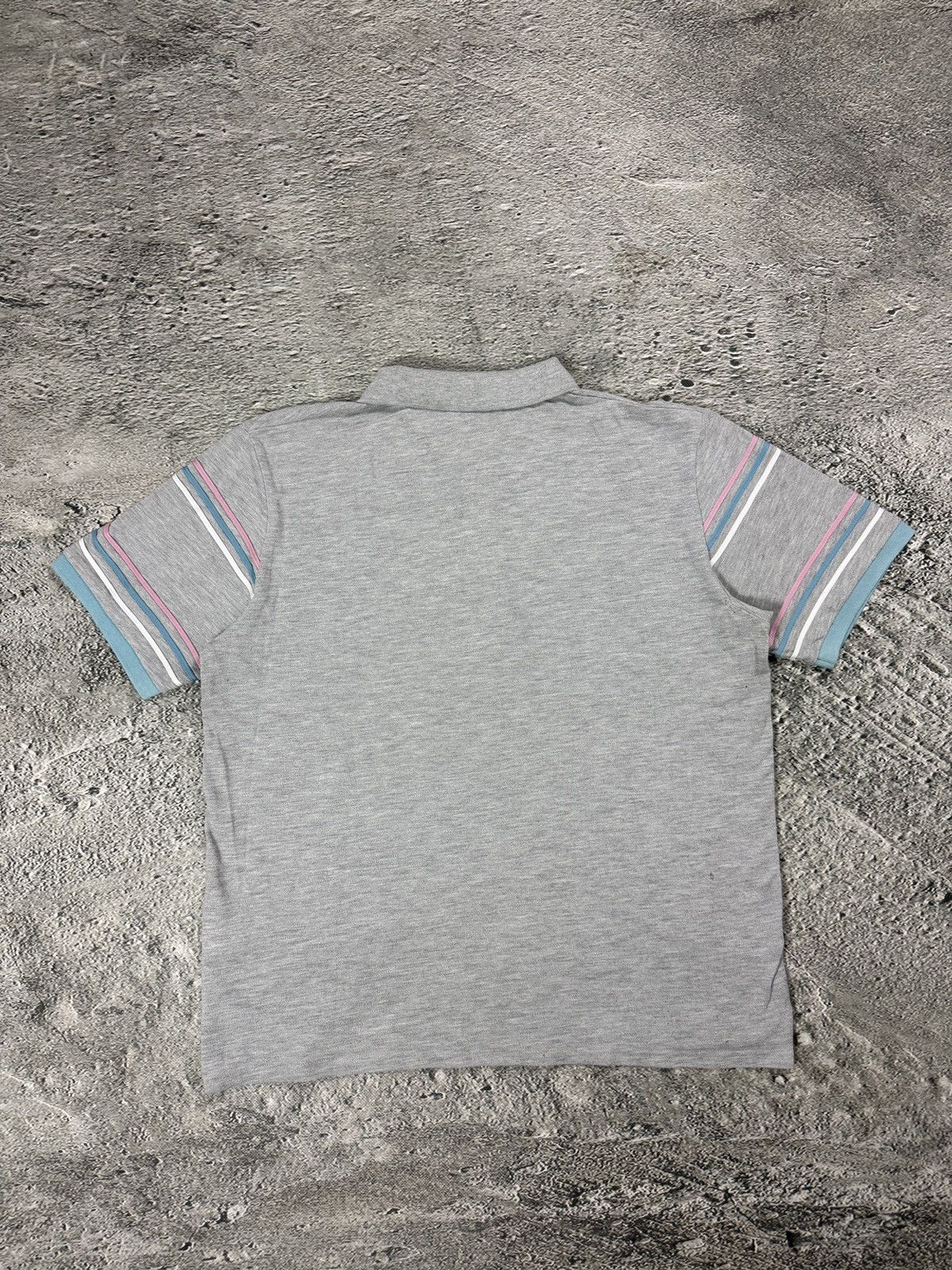 Yves Saint Laurent Yves Saint Laurent polo big logo t-shirt vintage grey Size US XL / EU 56 / 4 - 7 Thumbnail