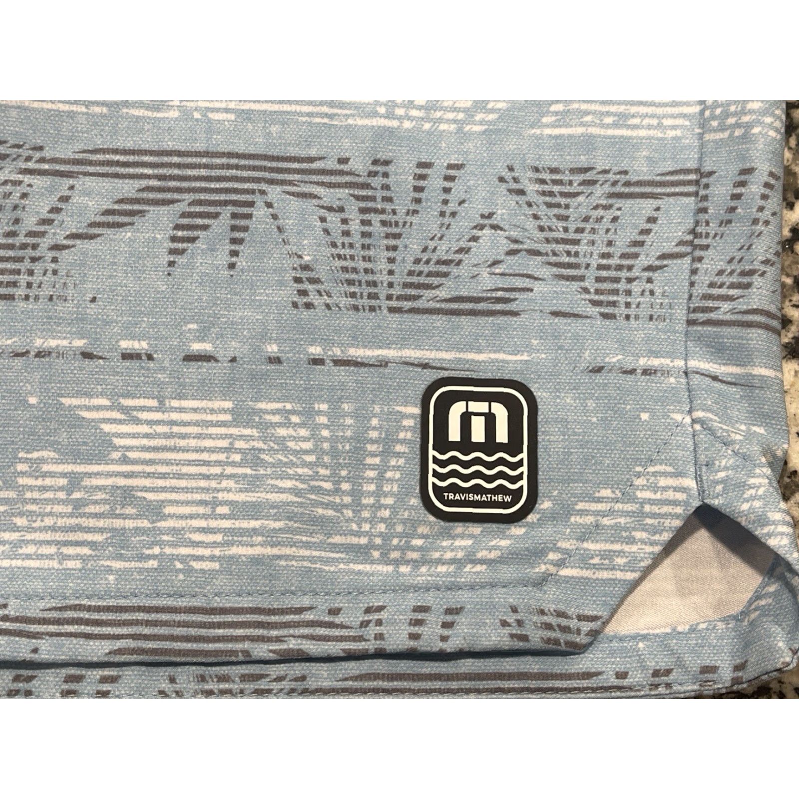 TravisMathew Travis Mathew Barnstormed BoardShort Bermuda 40 Men Inseam 9 Blue Heather Delphinium Floral Pattern Casual Size US 40 / EU 56 - 2 Thumbnail