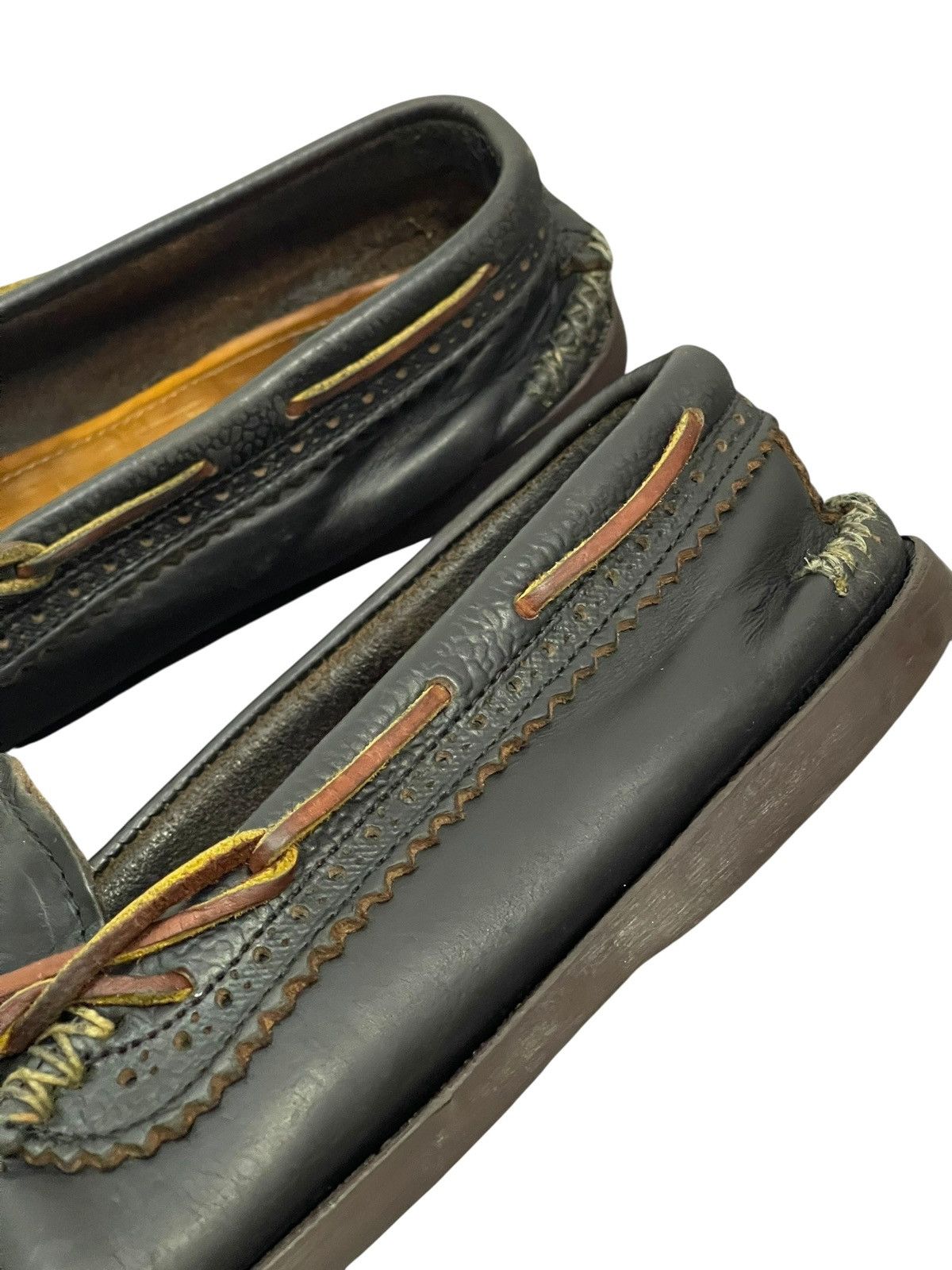 Yuketen Yuketen Canoe Moccasin Loafer Cowhide Handmade USA Size US 9.5 / EU 42-43 - 3 Thumbnail