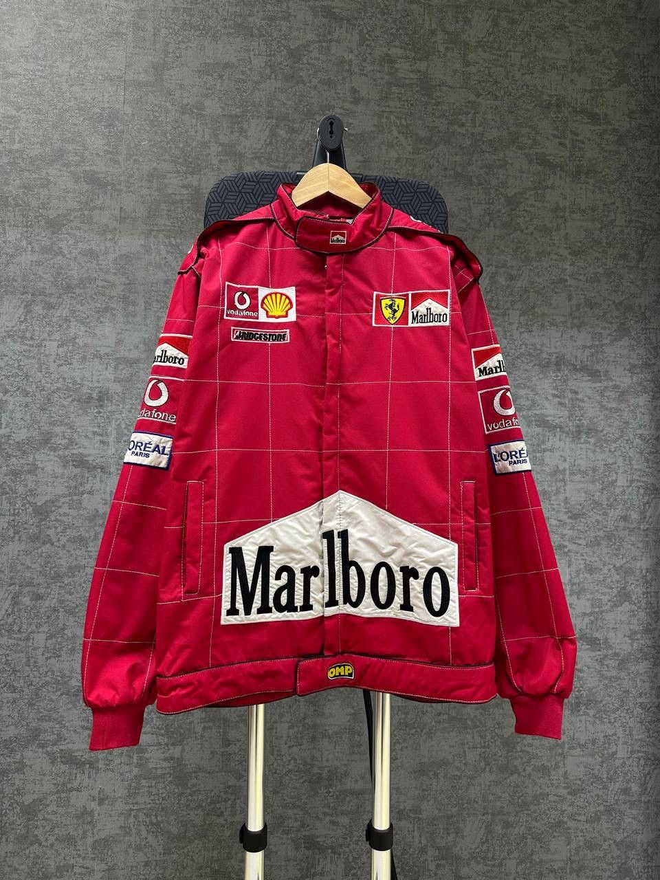 Ferrari × Vintage Vintage Ferarri Marlboro Racing Red Formula Uno Jacket Size US L / EU 52-54 / 3 - 3 Thumbnail