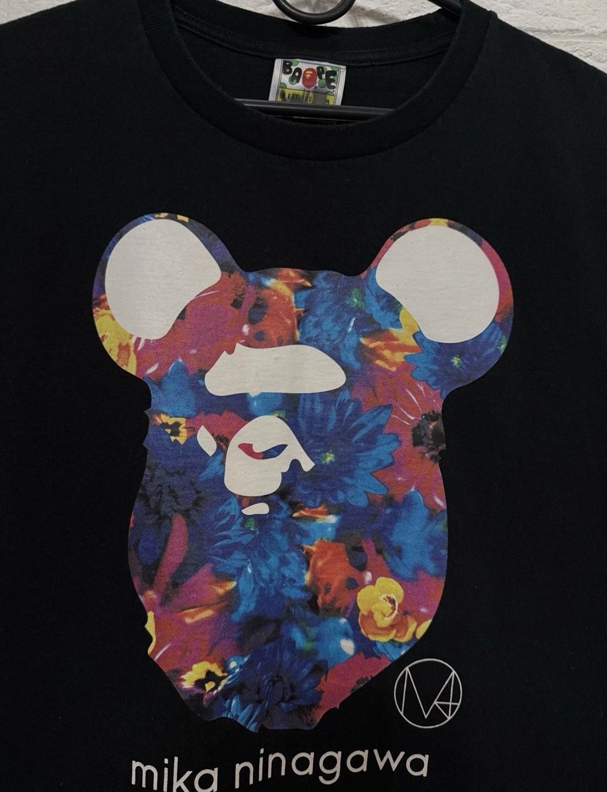 Bape Rare Bape Mika Ninagawa T-shirt Huge Ape Logo Be@rbrick Size US S / EU 44-46 / 1 - 3 Thumbnail