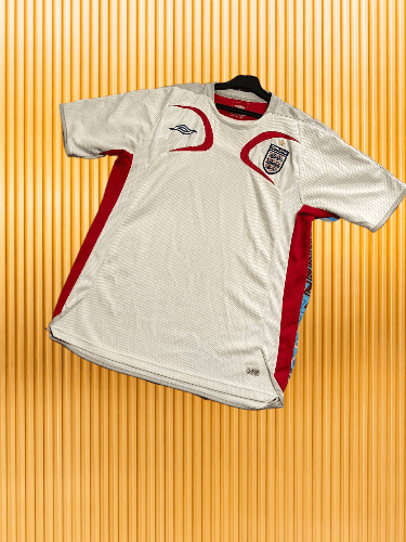 Umbro Vintage England 🏴󠁧󠁢󠁥󠁮󠁧󠁿 Umbro Soccer Jersey size M Size US M / EU 48-50 / 2 - 1 Thumbnail