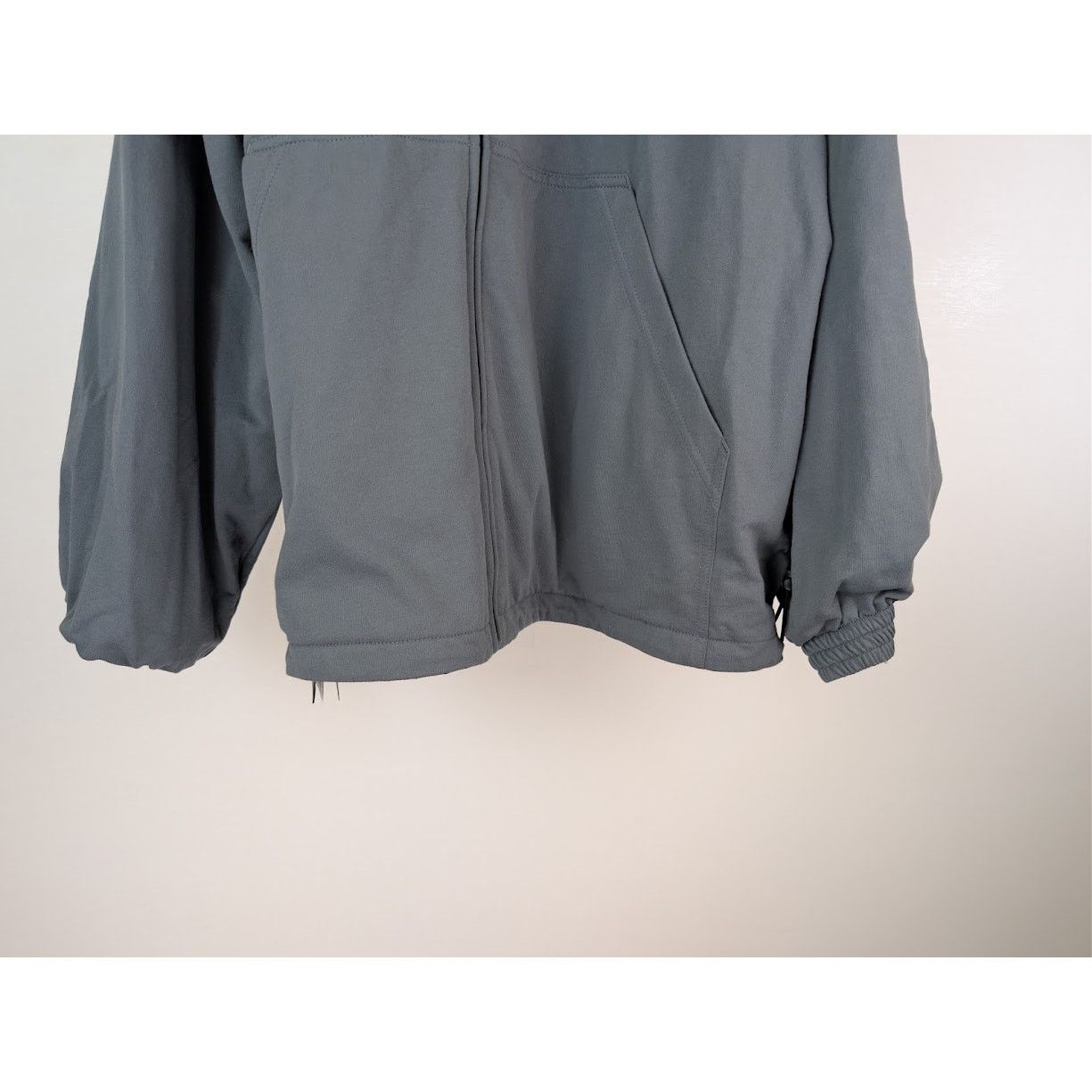 Balenciaga × Under Armour o1rshd1 Reversible Tracksuit Jacket in Black Size US S / EU 44-46 / 1 - 14 Thumbnail