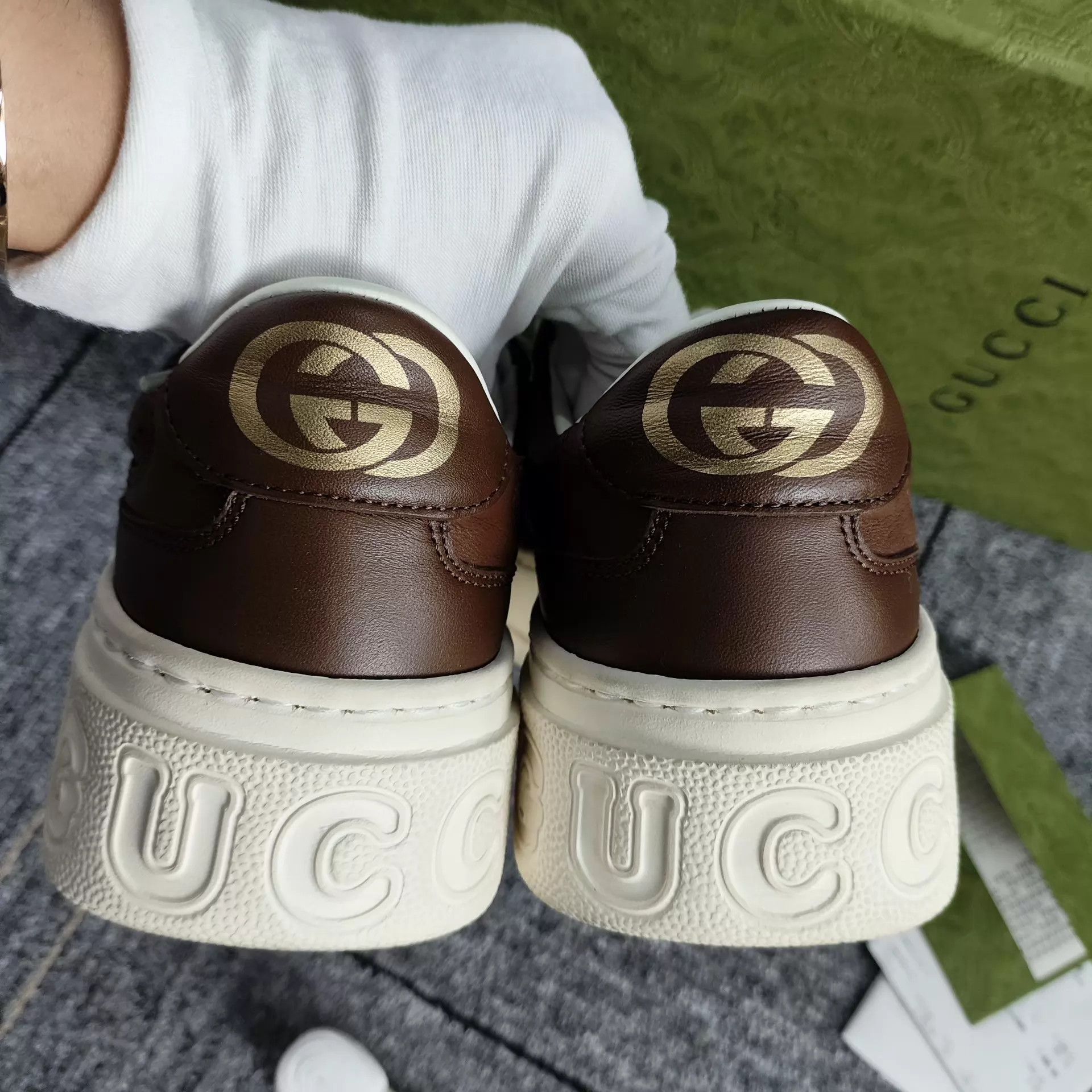 Gucci Gucci Women's GG Monogram Biscuit Sneaker 36.5 Size US 6 / IT 36 - 6 Thumbnail