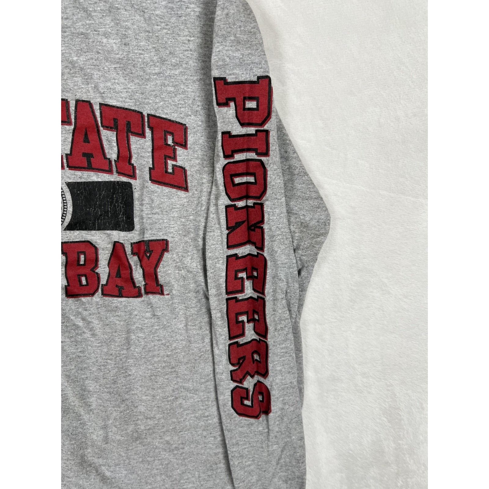 Champion Vintage Cal State East Bay Pioneers Long Sleeve Shirt Women' Size S / US 4 / IT 40 - 4 Thumbnail