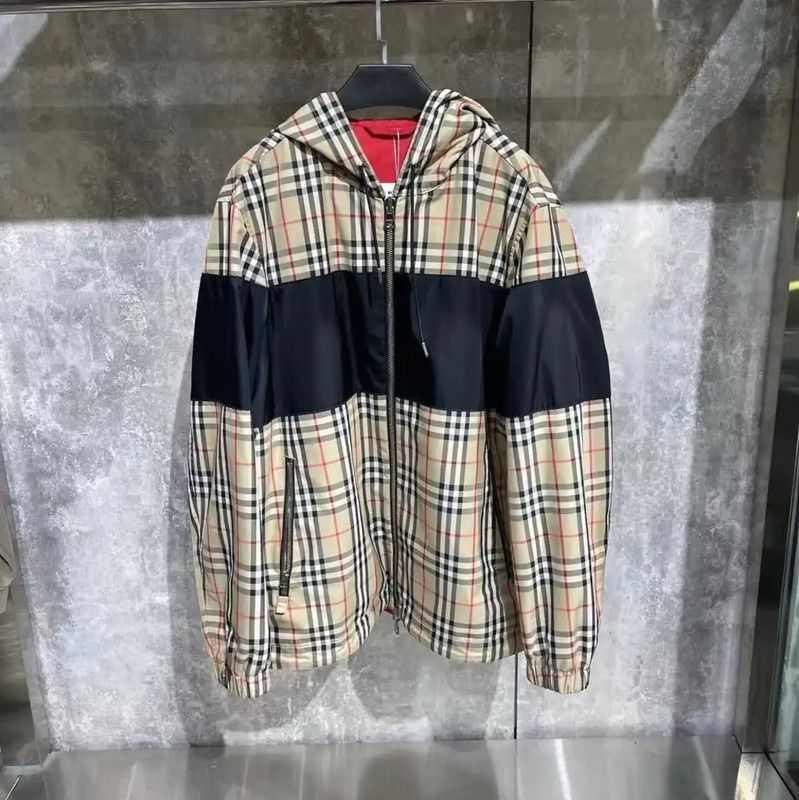 Burberry Burberry Men's Red Cotton Hooded Jacket Size US M / EU 48-50 / 2 - 1 Thumbnail