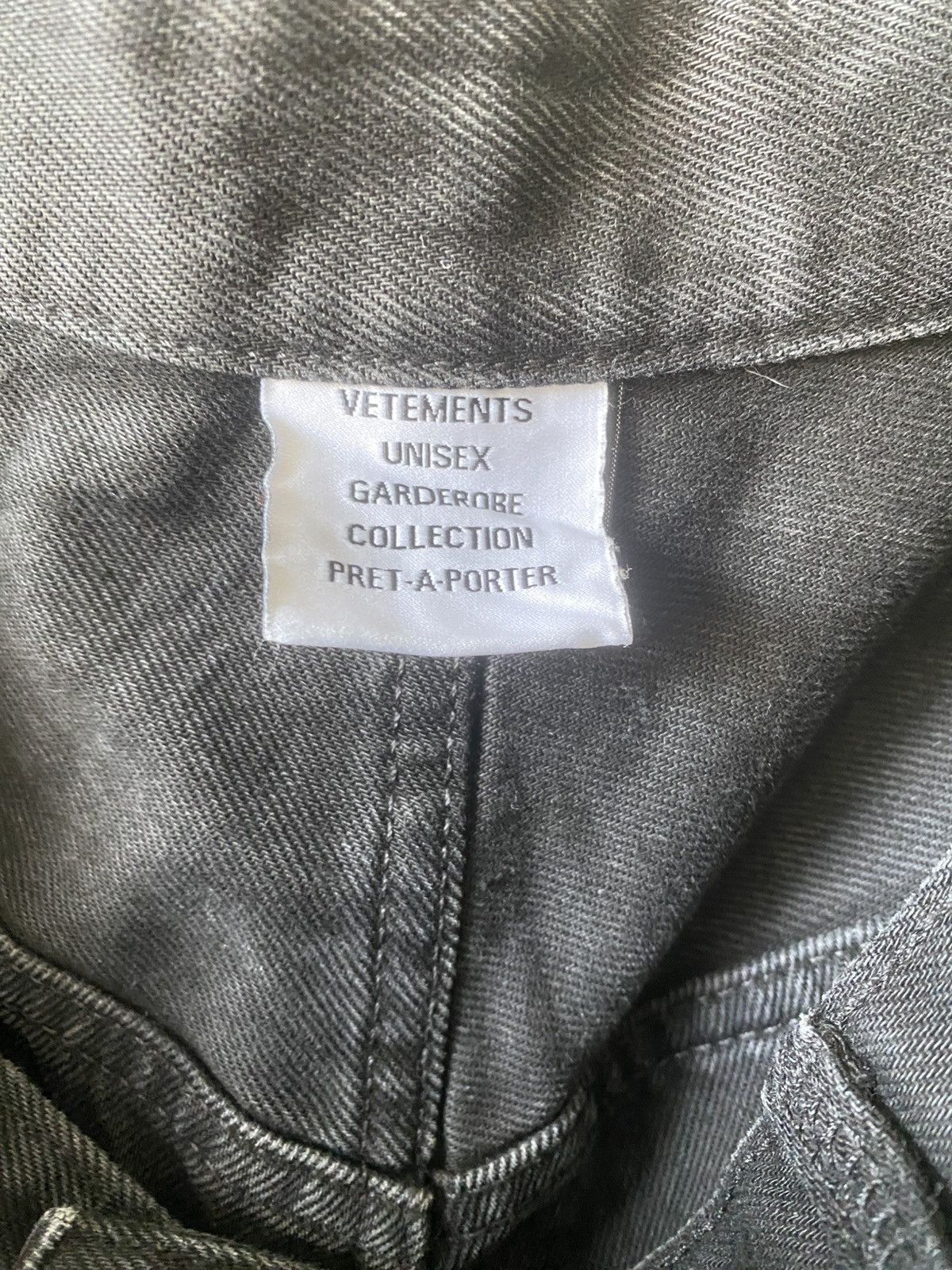 Vetements Vetements Black Inside-Out Destroyed Jeans Size US 34 / EU 50 - 6 Thumbnail