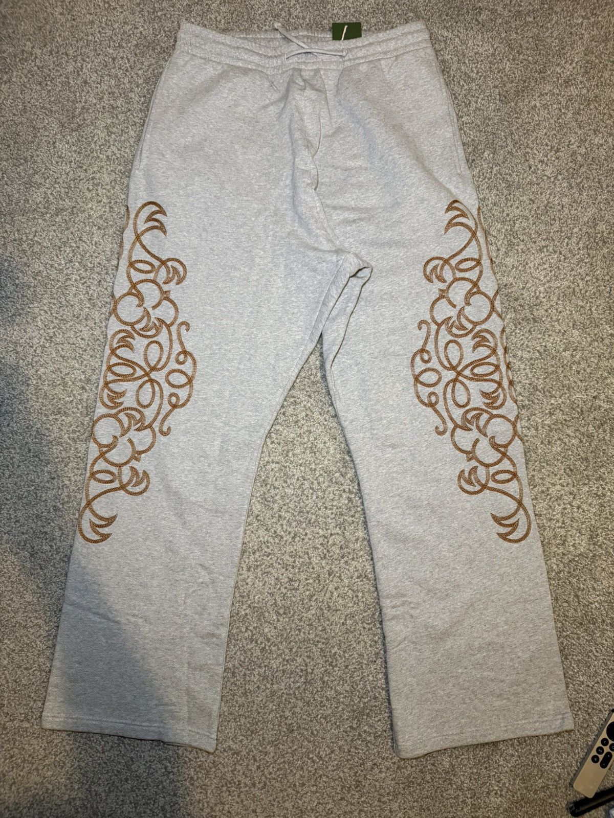 DENIM TEARS Denim Tears Western Embroidered Grey Sweatpants Size XL New Size US 36 / EU 52 - 1 Thumbnail
