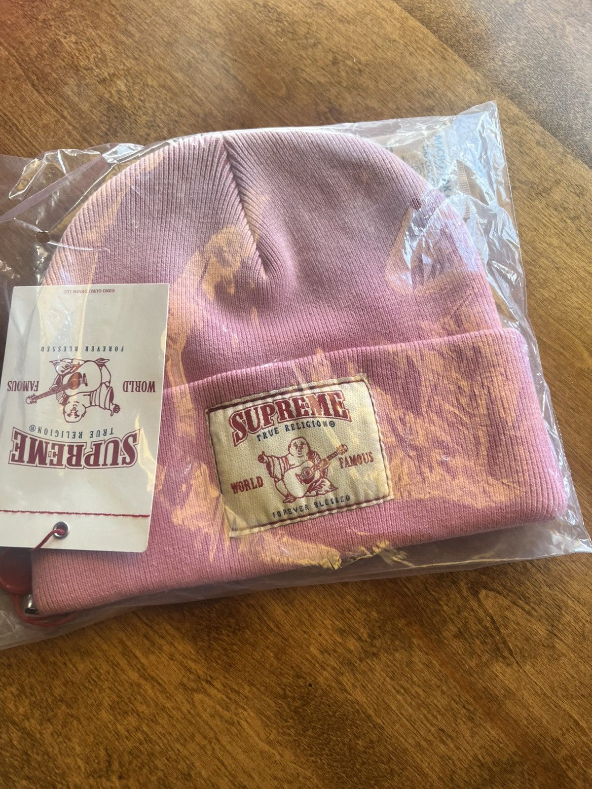 Supreme × True Religion Supreme True Religion Beanie Pink FW25 Size ONE SIZE - 3 Thumbnail