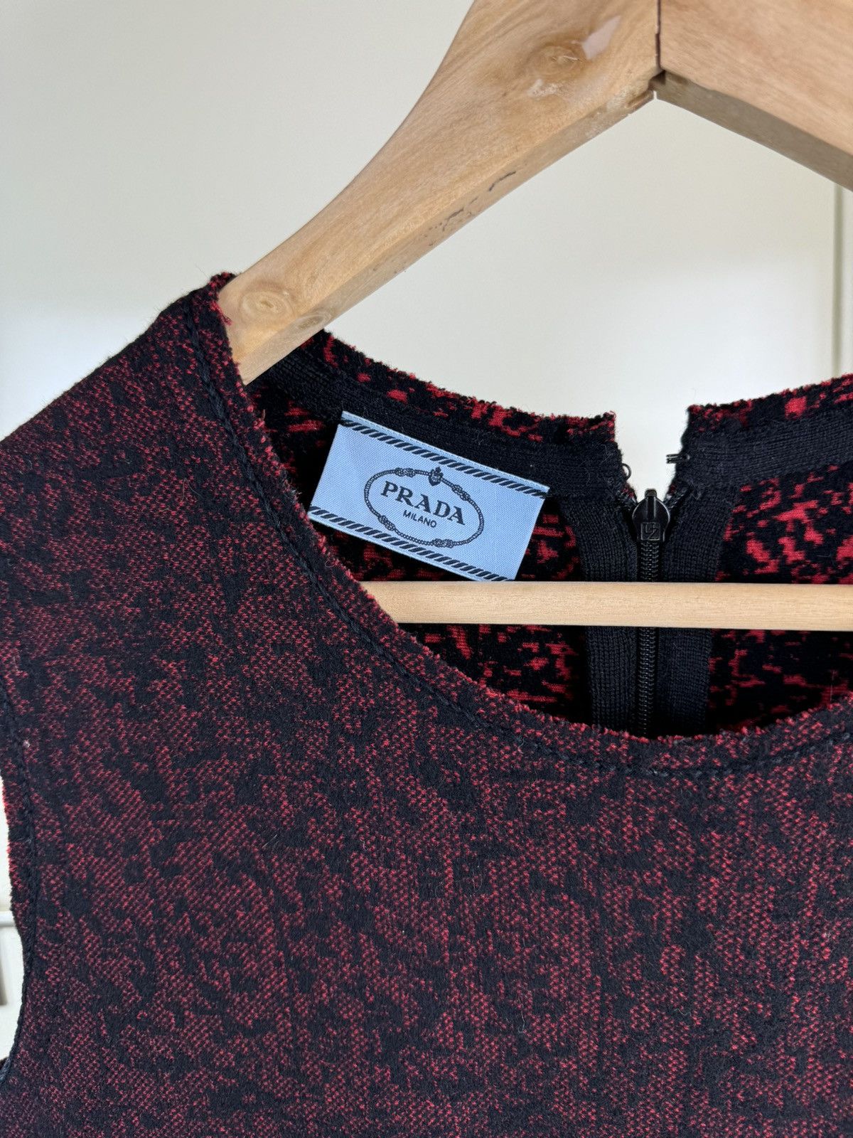 Prada Prada wool burgundy red dress midi gown evening winter M Size M / US 6-8 / IT 42-44 - 16 Thumbnail