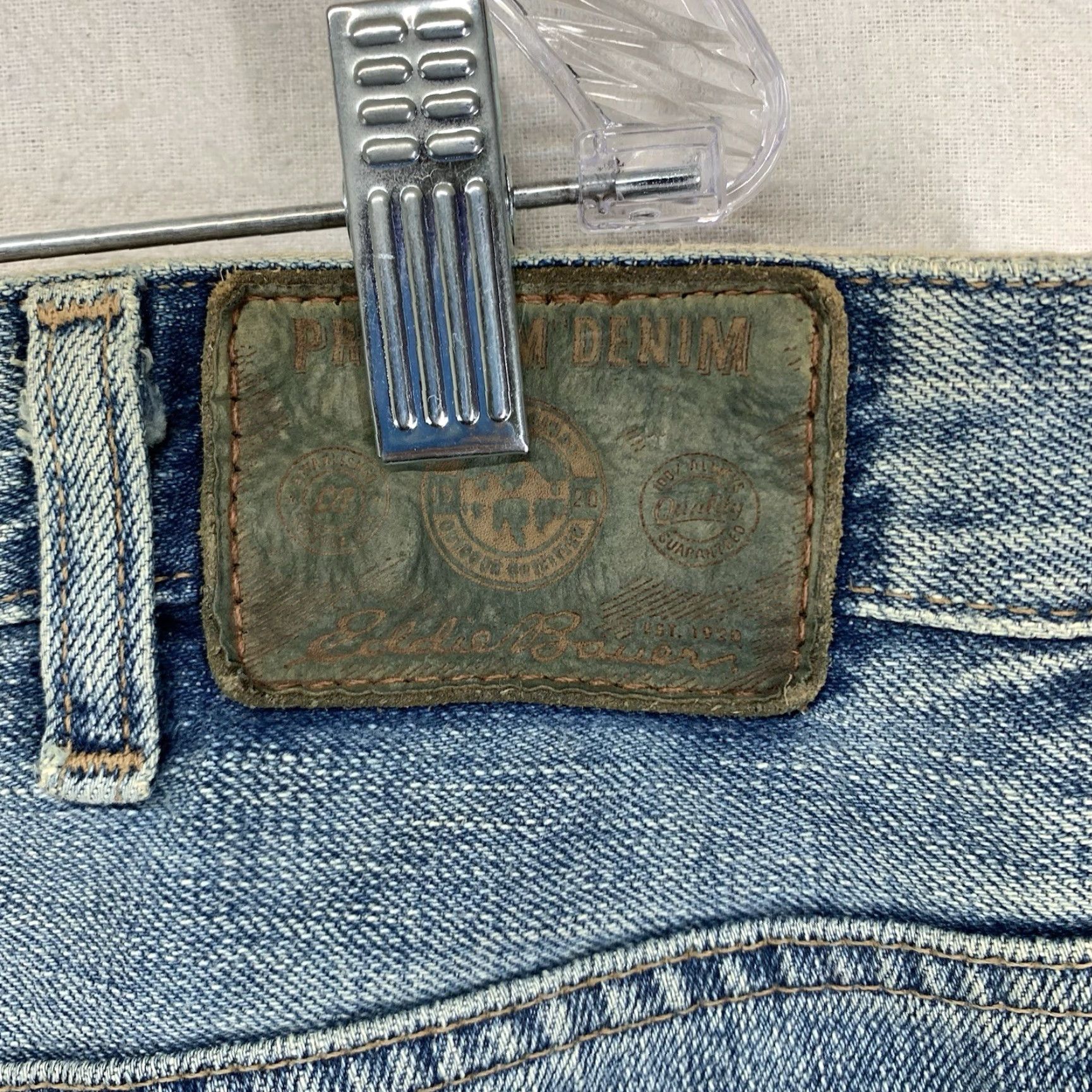 Eddie Bauer VINTAGE Eddie Bauer Wide Leg Jeans 36x32 Relaxed Fit Blue Denim Stone Wash Retro Grunge Mens Size US 36 / EU 52 - 3 Thumbnail