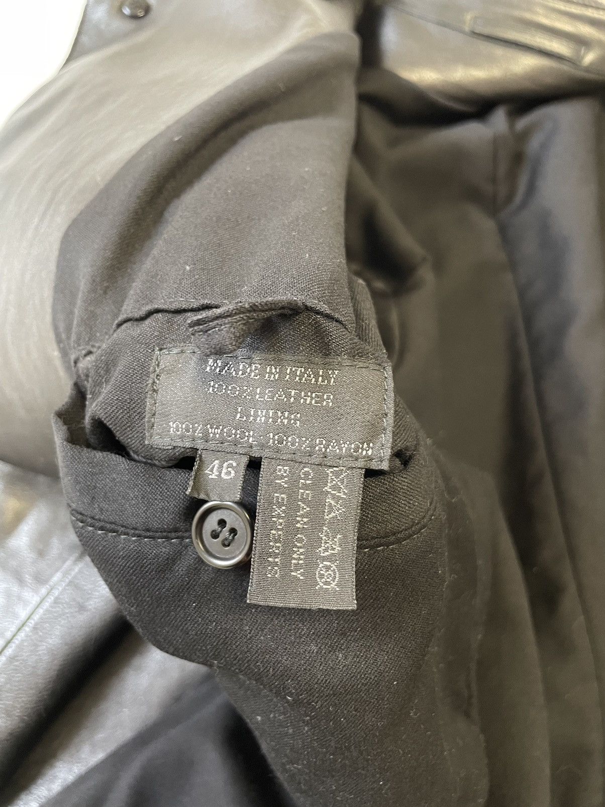 Prada A/W 2000 Black Leather Jacket Size US M / EU 48-50 / 2 - 8 Thumbnail