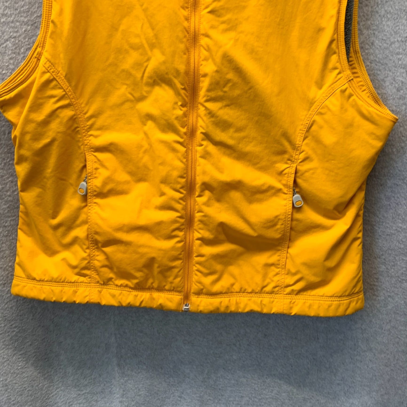 Vintage VINTAGE L.L.Bean Vest Womens Large Gold Yellow Zip Up Nylon Fleece Lined Ladies Size L / US 10 / IT 46 - 3 Thumbnail