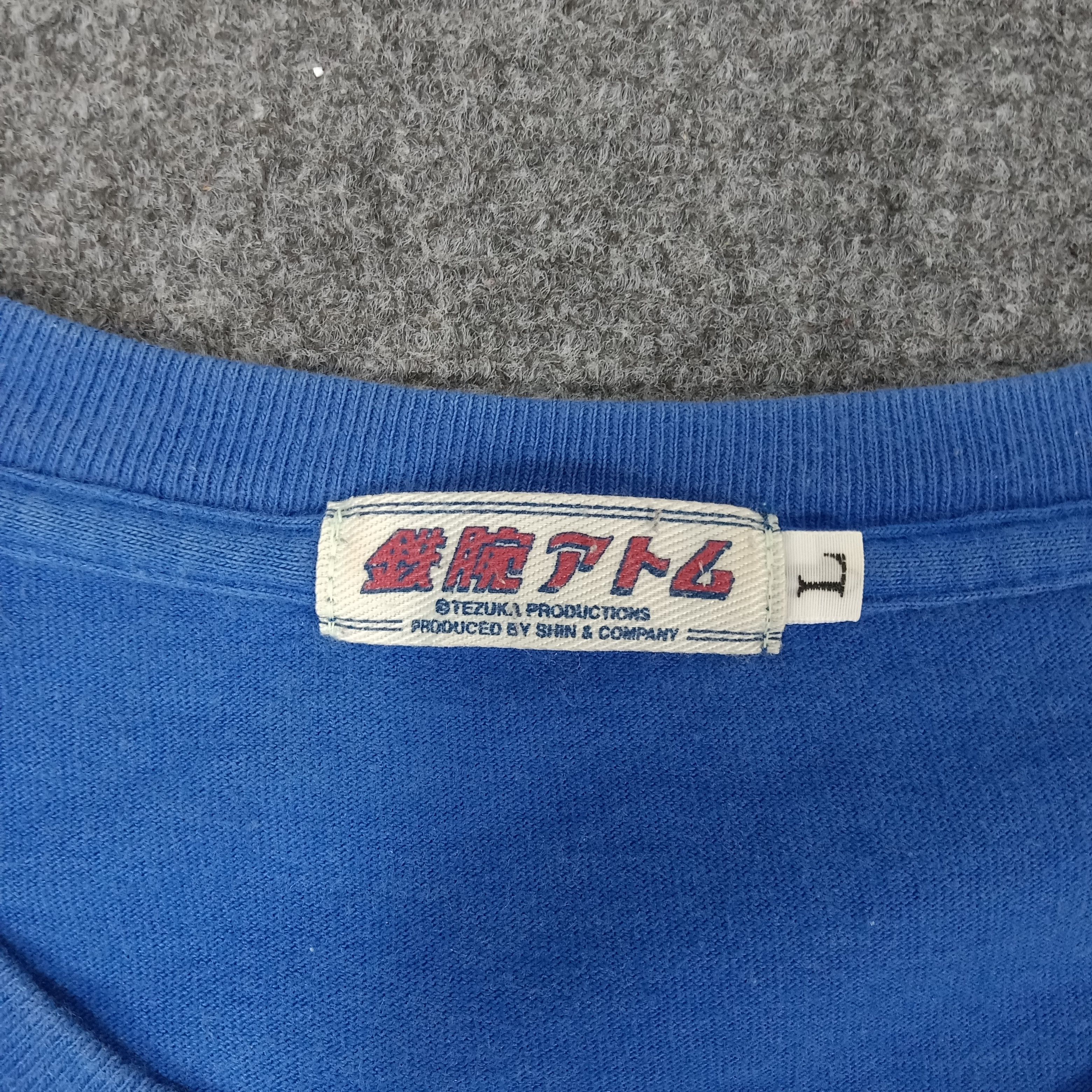 Anime × Sci-Fi Fantasy × Vintage Astro Boy Japanese Anime Hologram Tshirt Size US M / EU 48-50 / 2 - 3 Thumbnail
