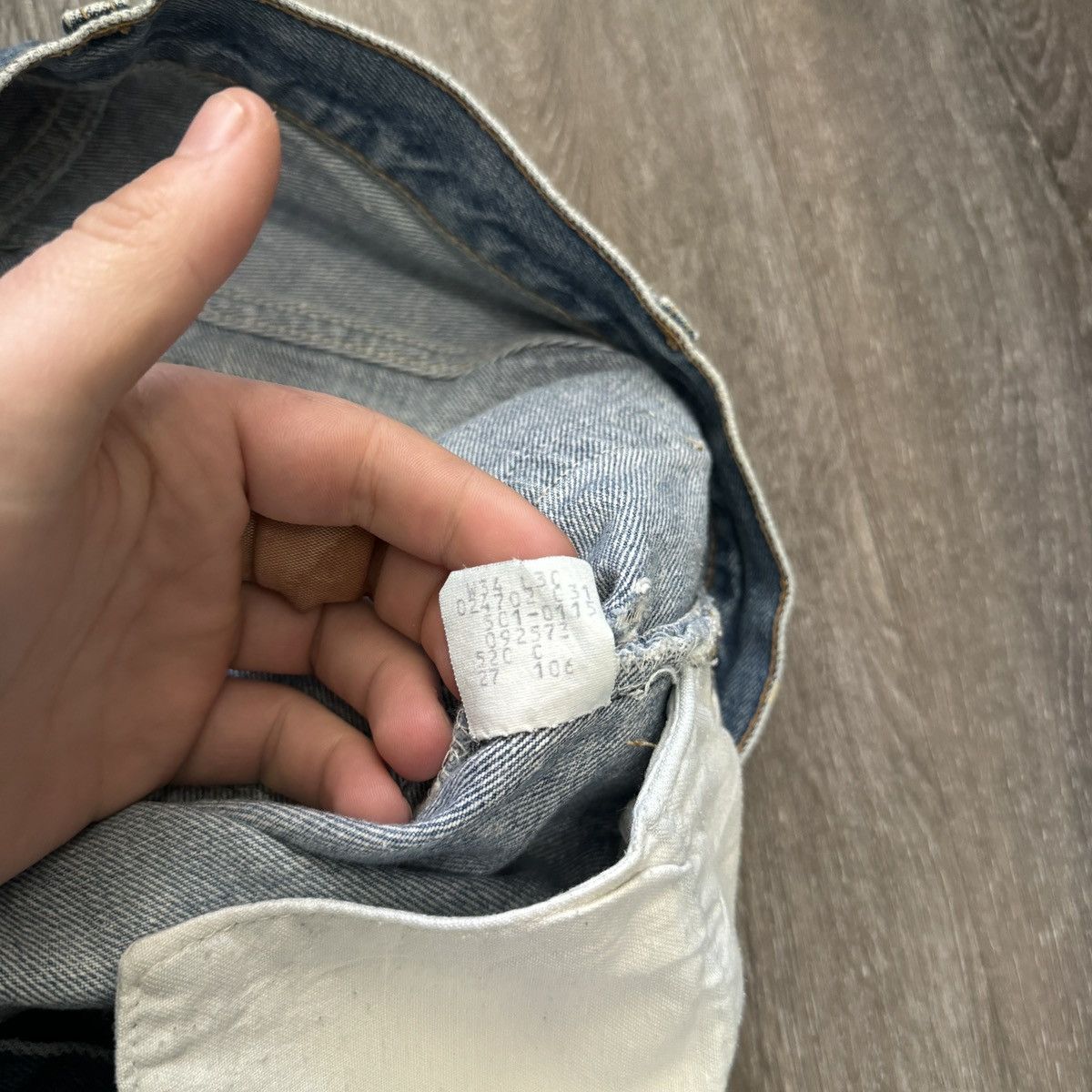 Levi's × StraightFaded × Vintage Crazy Vintage 80s Levi’s 501 button fly faded and worn jeans Size US 34 / EU 50 - 6 Thumbnail