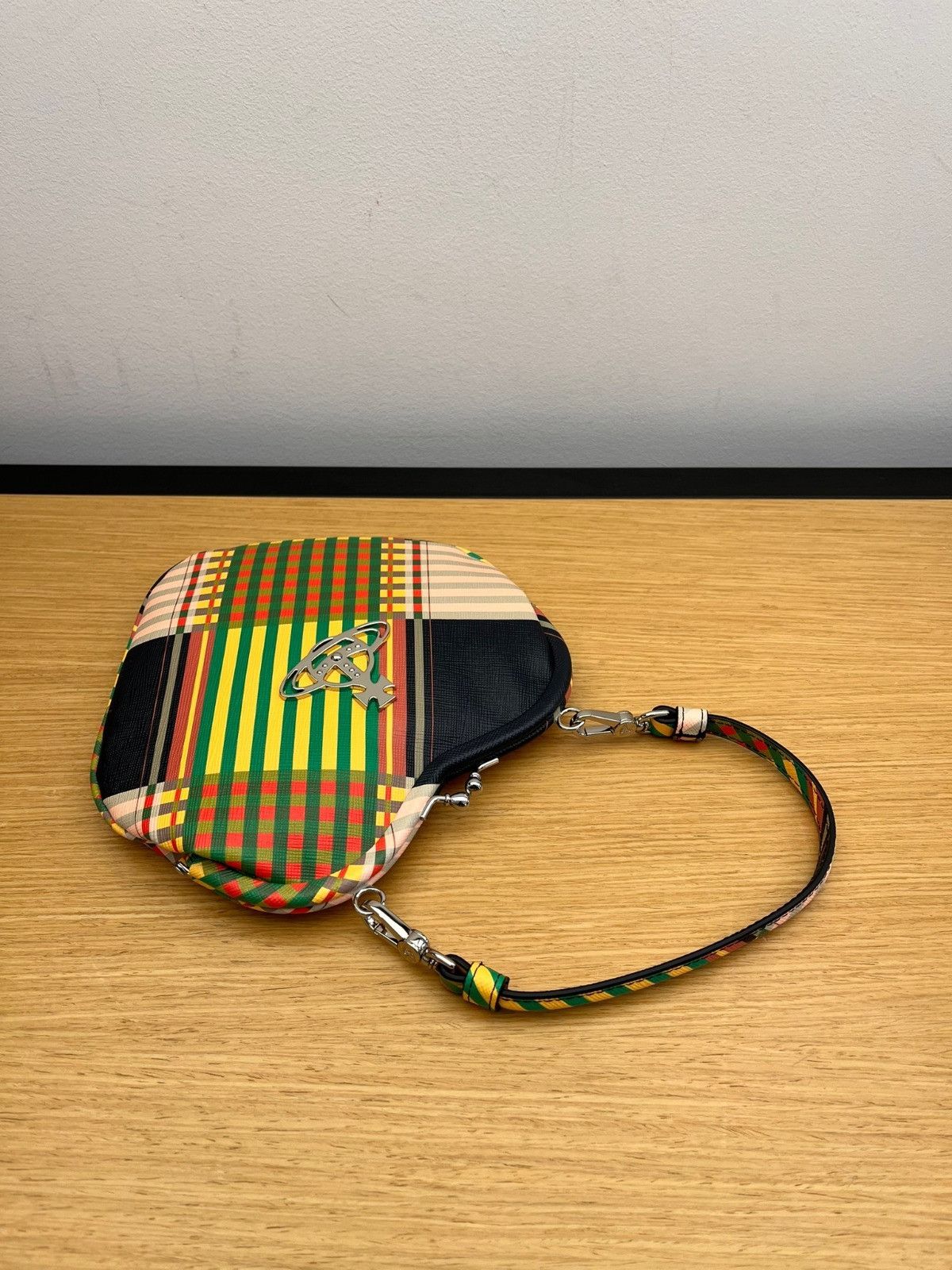 Vivienne Westwood o1f1d3z0625 Size: OS / Belle Heart Frame Purse in Multicolor Size ONE SIZE - 1 Preview