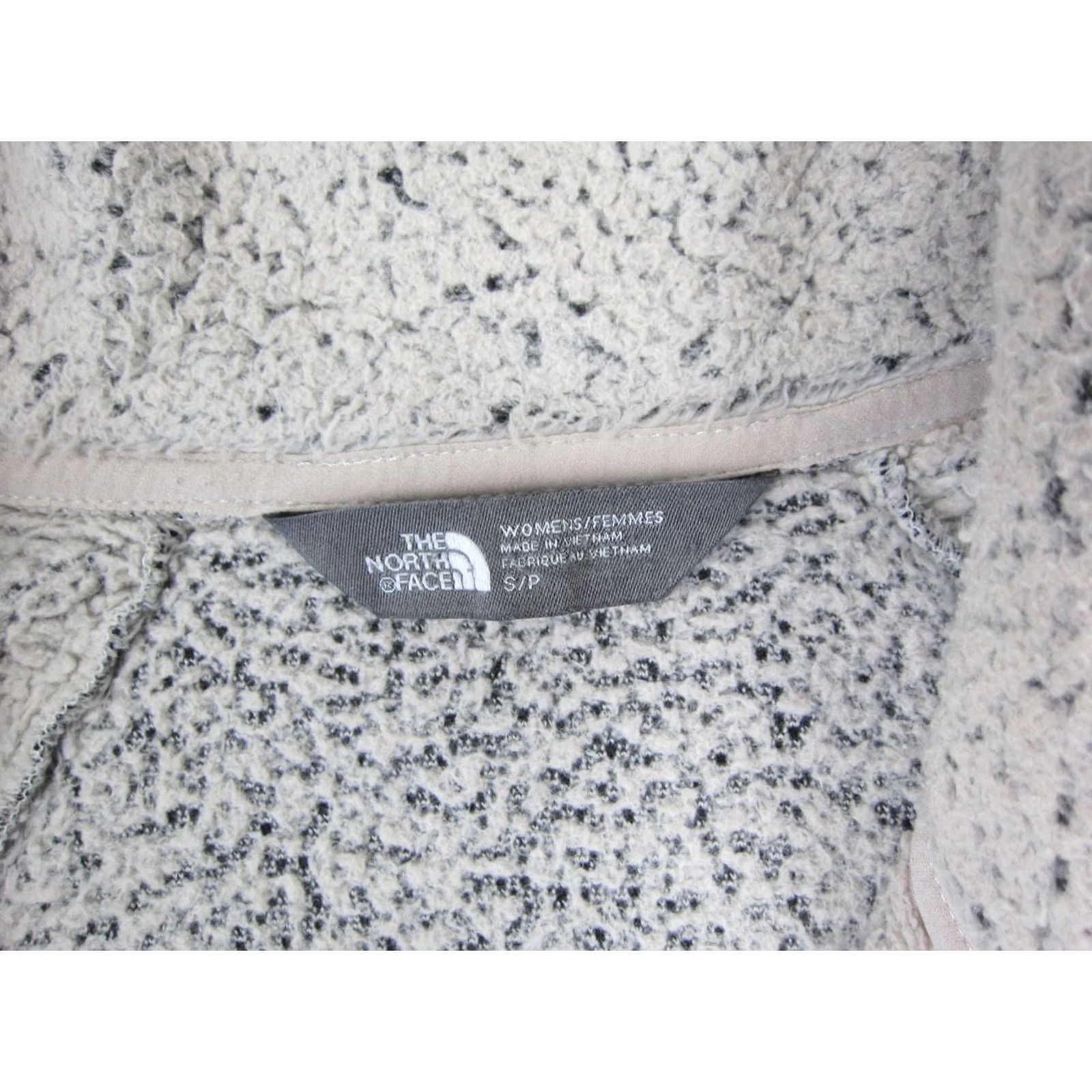 The North Face The North Face Jacket Womens Small Gray Fuzzy Fleece Full Zip Outdoor Size S / US 4 / IT 40 - 6 Thumbnail