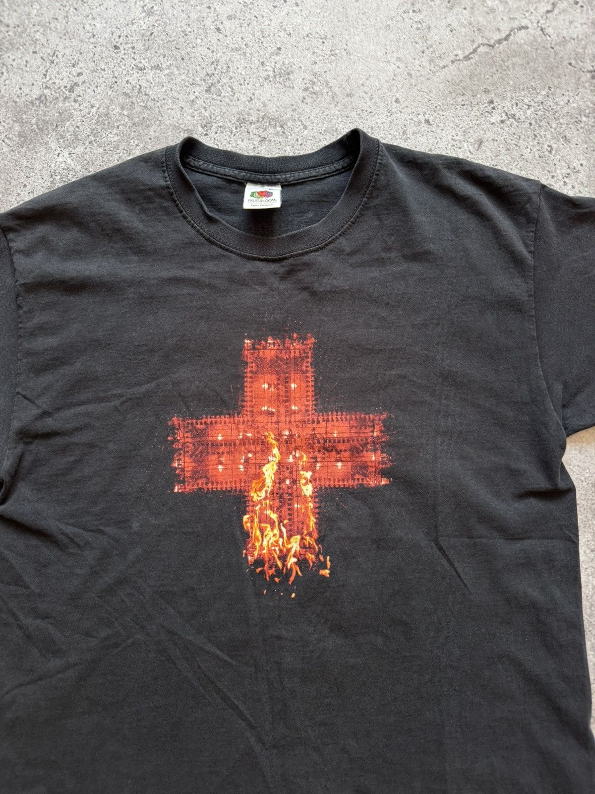 Band Tees 🔥VINTAGE RAMMSTEIN 00’s LIVE AUS BERLIN FLAME T-SHIRT Size US M / EU 48-50 / 2 - 3 Thumbnail