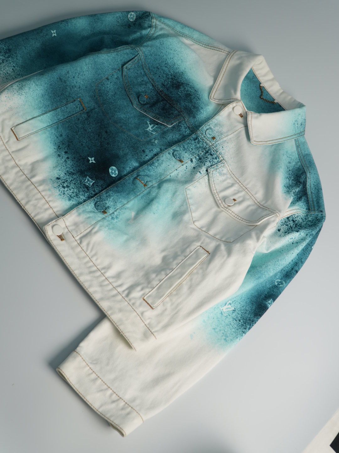 Louis Vuitton Louis Vuitton Starry Sky Gradient Splash-Ink Denim Jacket Size US L / EU 52-54 / 3 - 4 Thumbnail