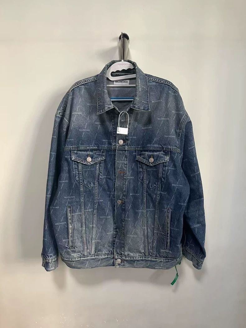 Balenciaga Full print denim jacket 2502-Nextarrow