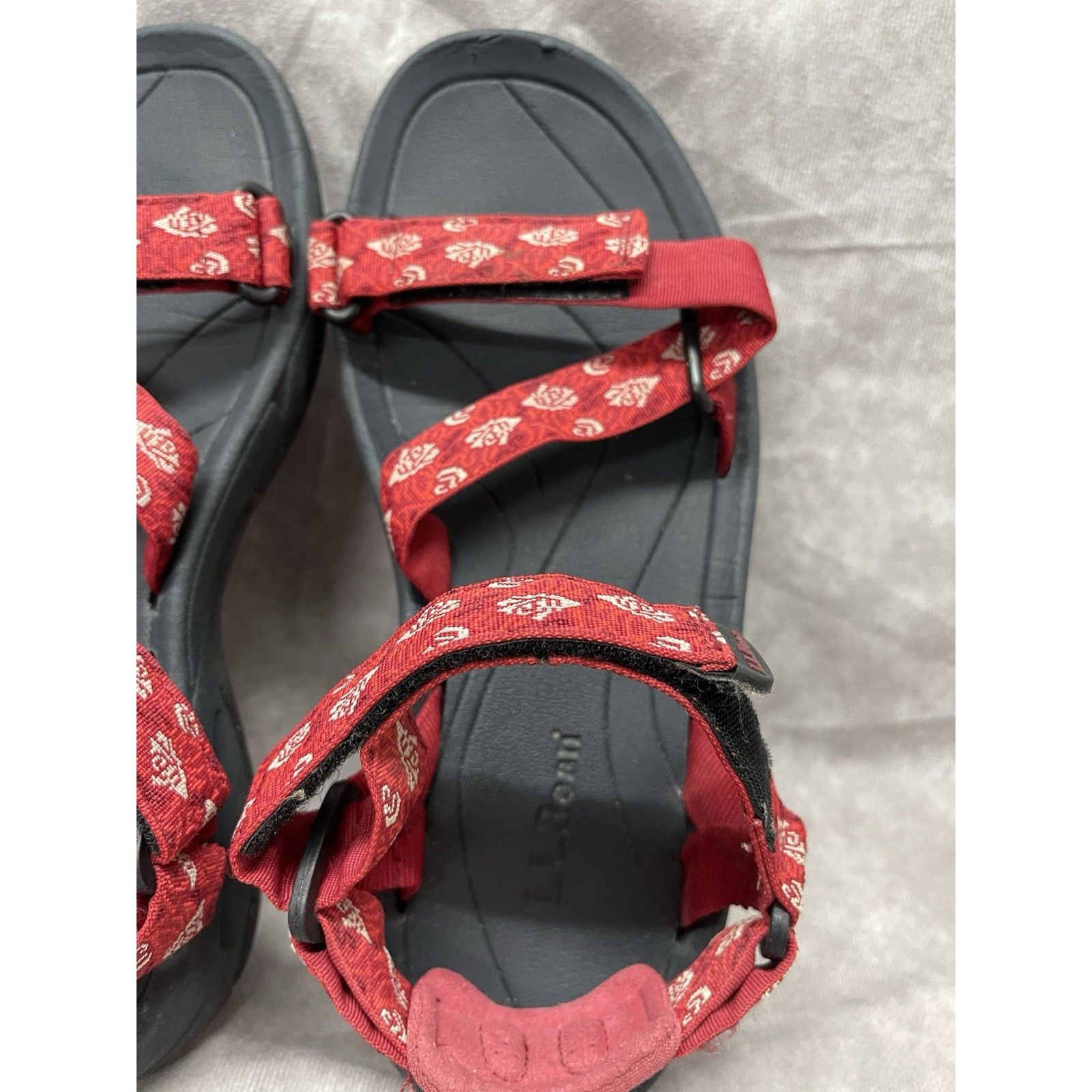 L.L. Bean LL BEAN Women's Red Nylon Hook & Loop Strappy Sport Sandals Size US 8.5 / IT 38.5 - 7 Thumbnail