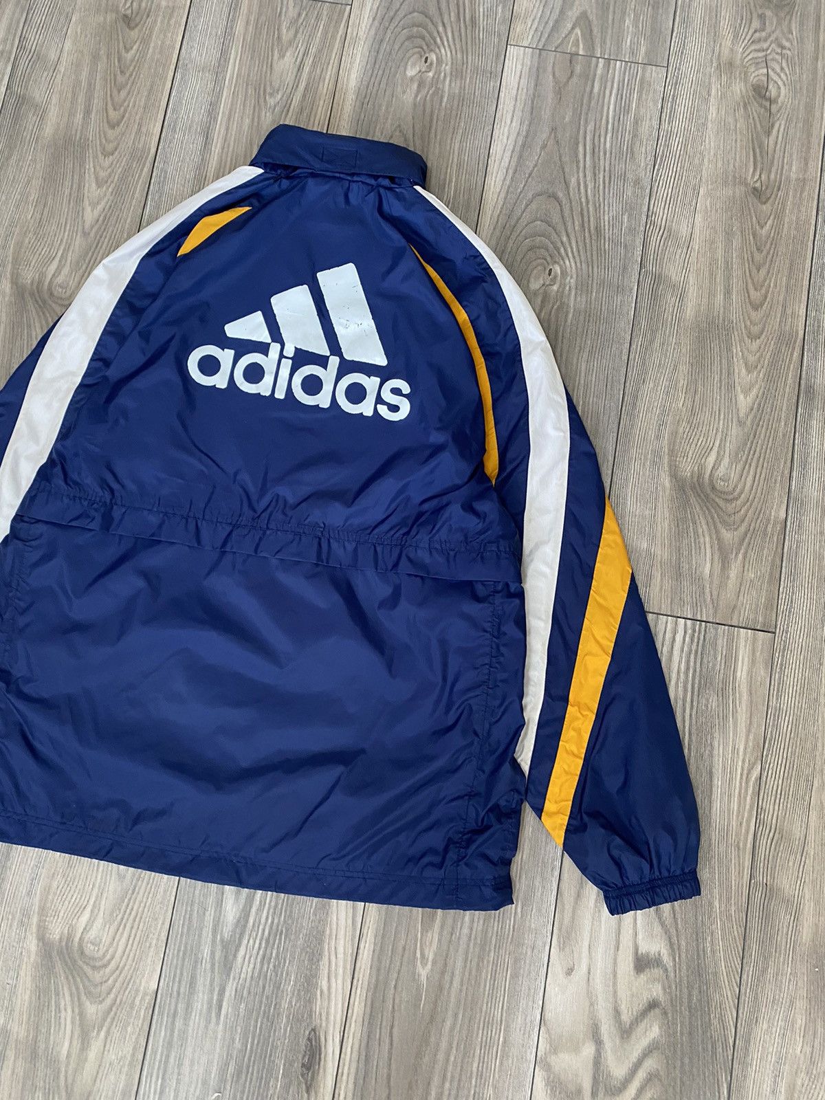 Adidas Vintage Adidas F.C. Real Madrid Blue Jacket Size M Size US M / EU 48-50 / 2 - 15 Thumbnail