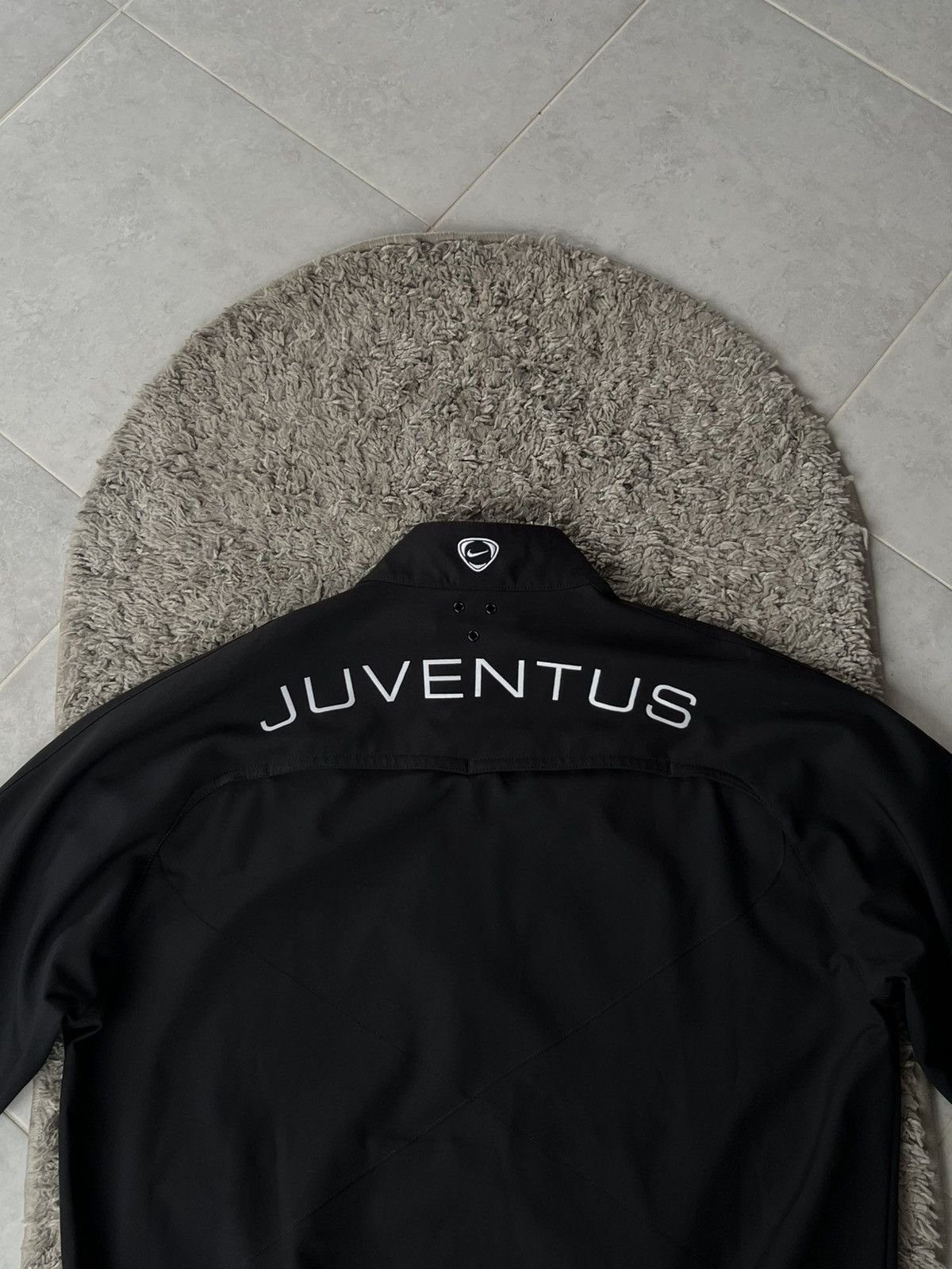 Nike Vintage Nike Zip Soccer football team Juventus Size US XL / EU 56 / 4 - 10 Thumbnail
