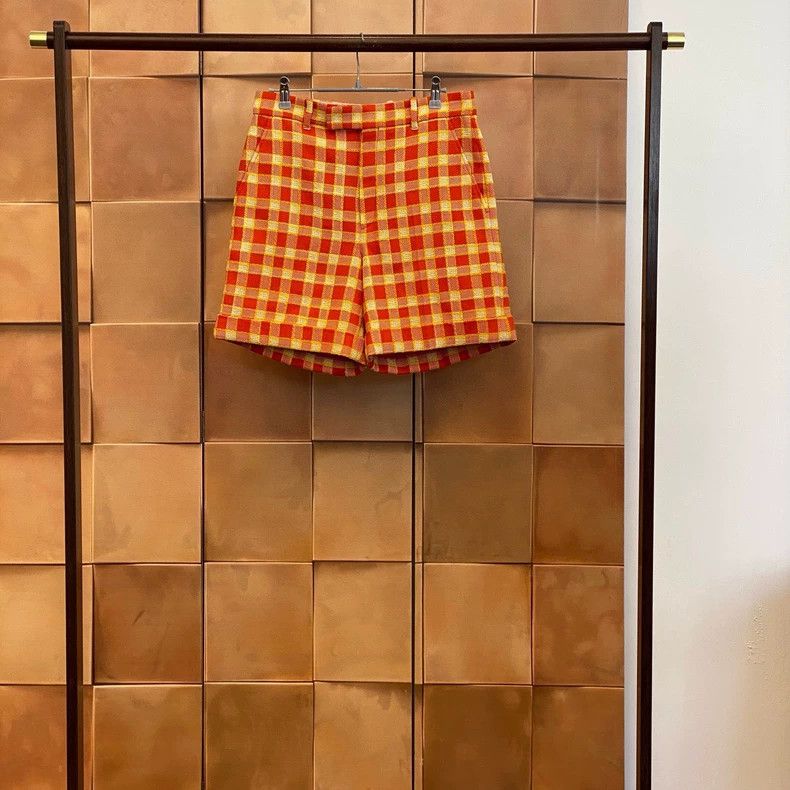 Gucci Gucci Orange-yellow plaid wool shorts 2504-Nextarrow Size 27" / US 4 / IT 40 - 1 Thumbnail
