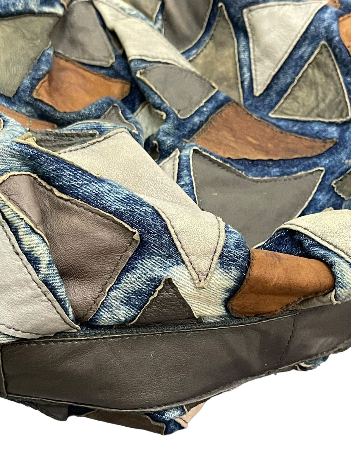 Japanese Brand Patchwork Leather x Denim Handmade Custom Messenger Bag 2🟩 Size ONE SIZE - 9 Thumbnail