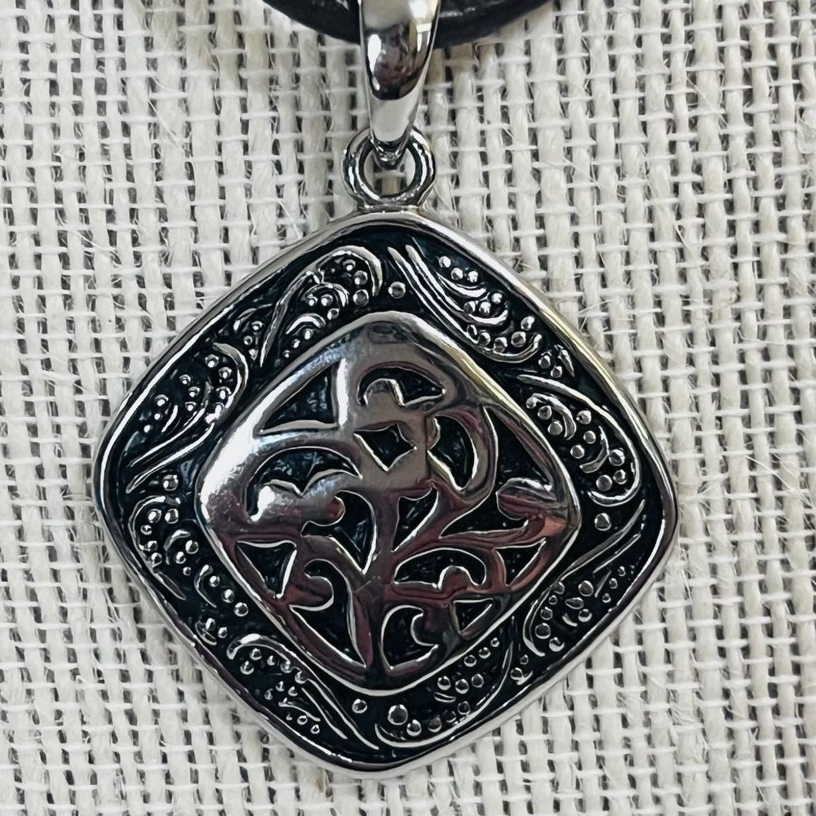 Other Vintage Signed - Lia Sophia - SET - Leather Necklace Earring Size ONE SIZE - 4 Thumbnail