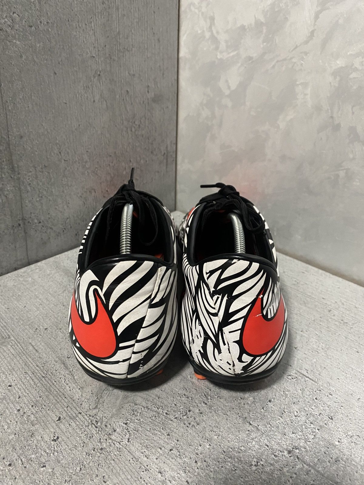 Nike NIKE Hypervenom Phelon II FG Neymar Soccer Cleats Boots US10 Size US 10 / EU 43 - 3 Thumbnail