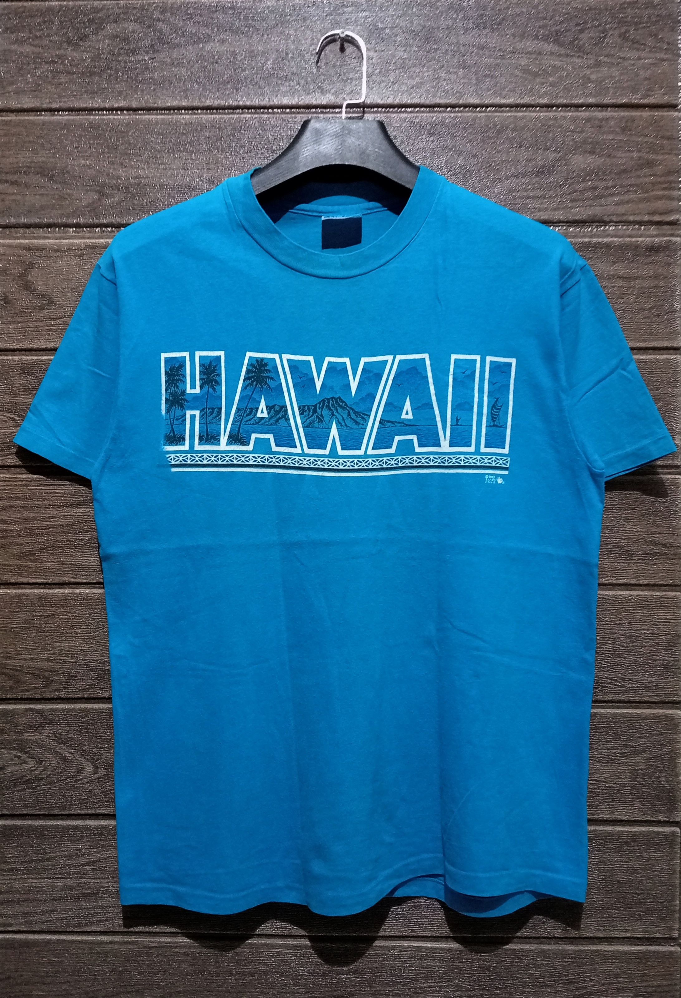 Vintage Vintage '80s Single Stitch Hanes Hawaii Tee Made in USA Size US L / EU 52-54 / 3 - 1 Thumbnail
